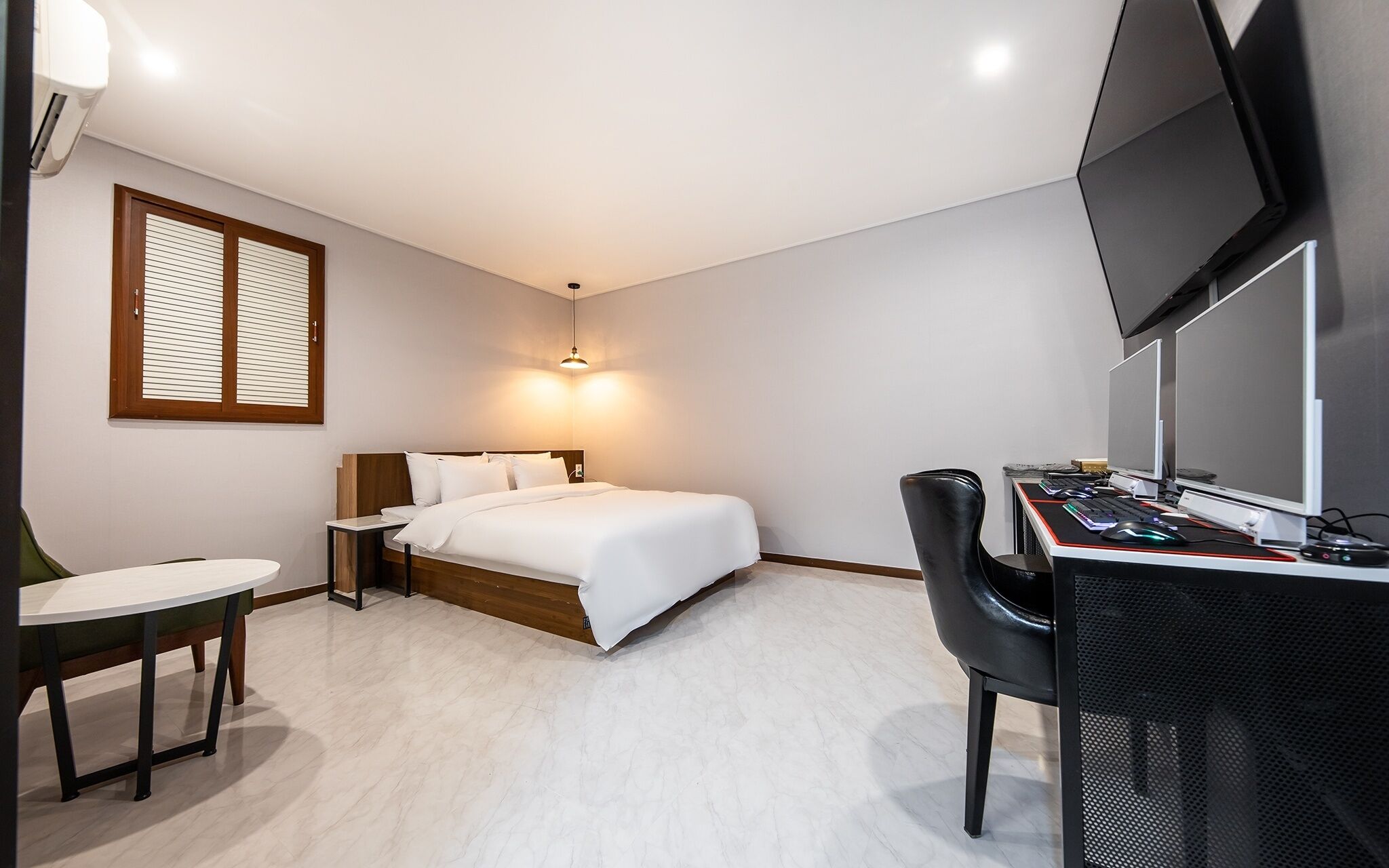 Jecheon Cats Hotel