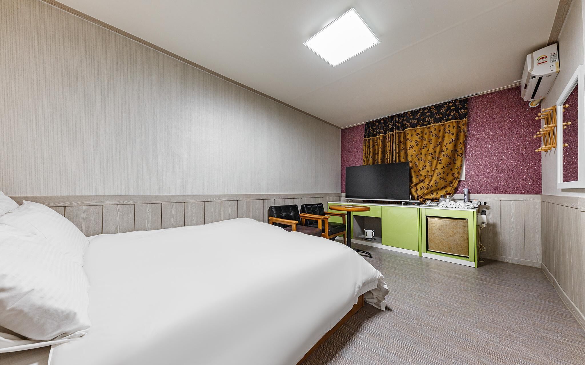 Jecheon Cello Motel