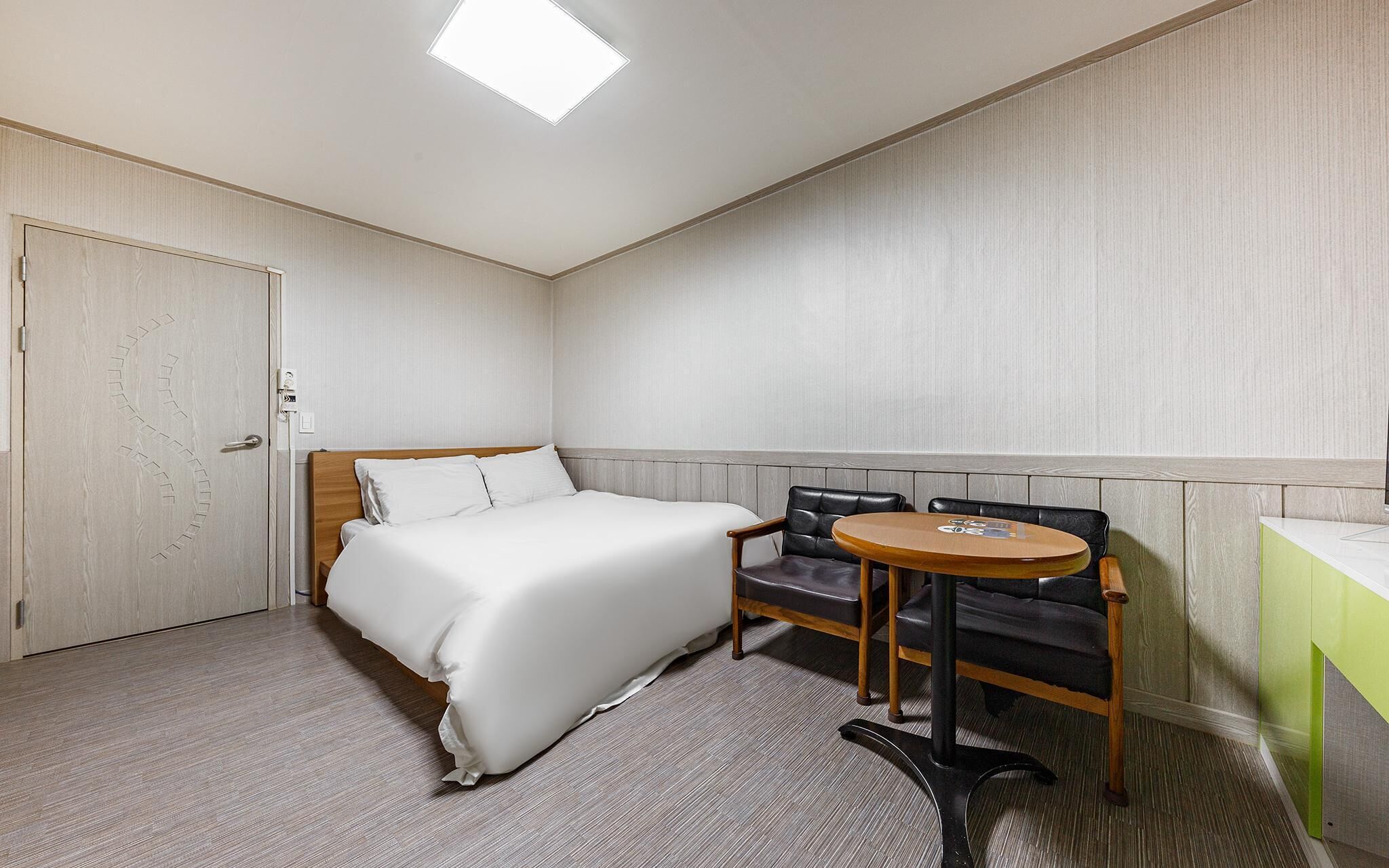 Jecheon Cello Motel