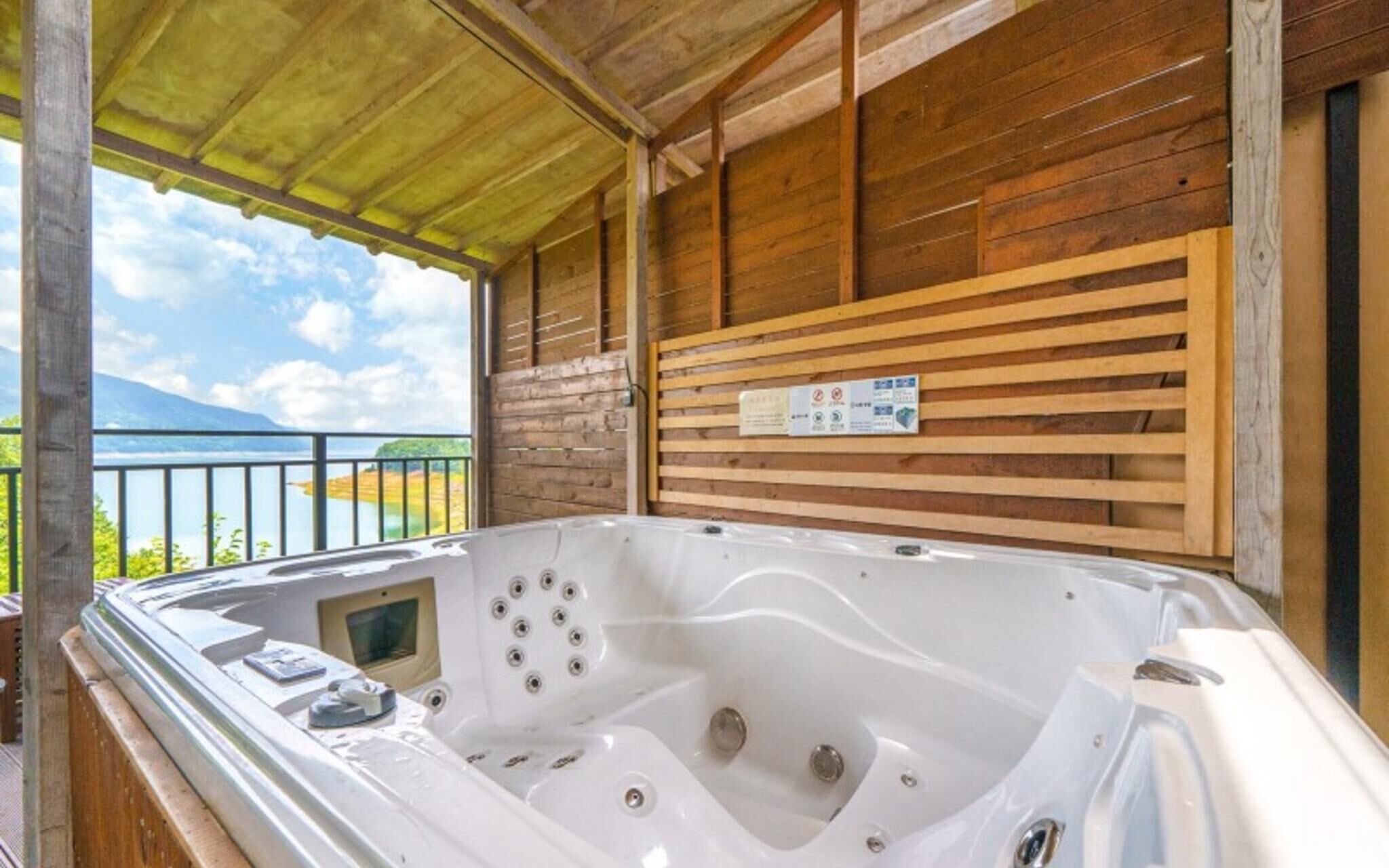 Jecheon De Tours Camp Club