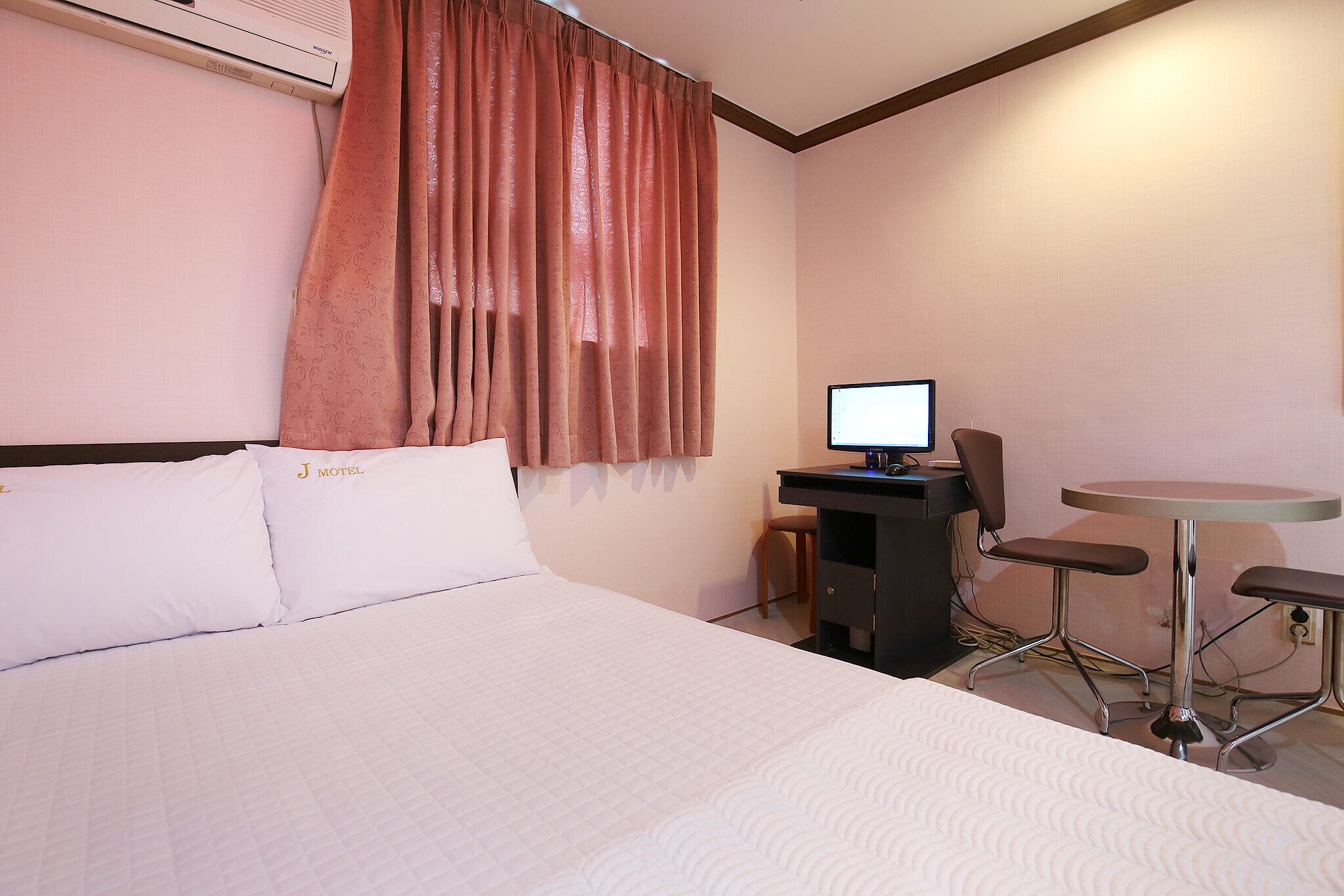 Jecheon J