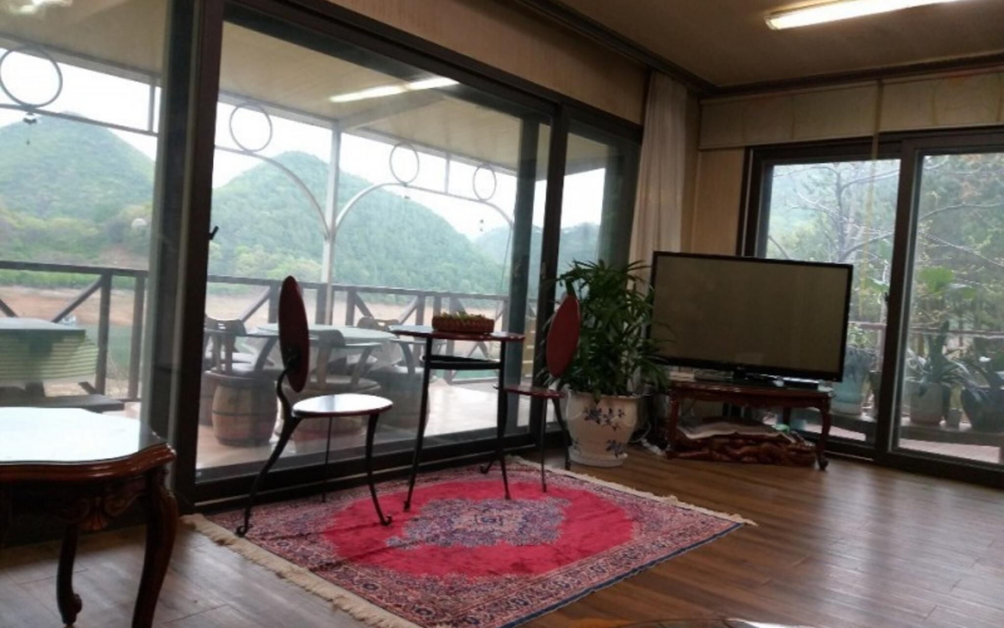 Jecheon Noksuwa Cheongsanuijip Pension