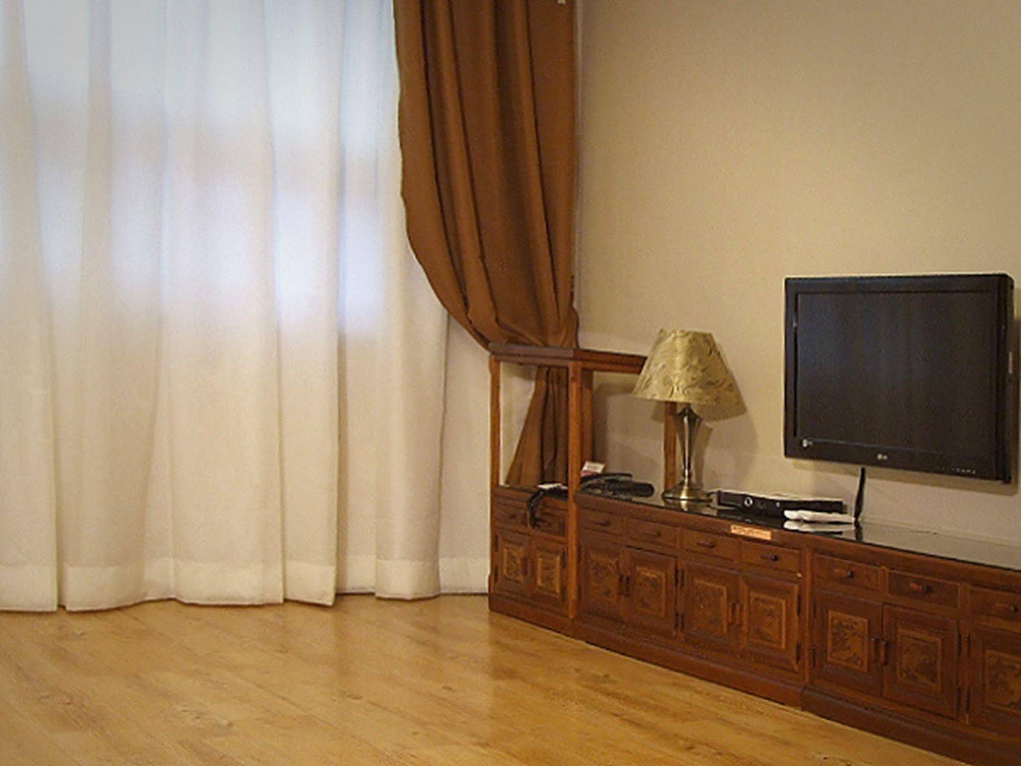 Jecheon Tourist Hotel