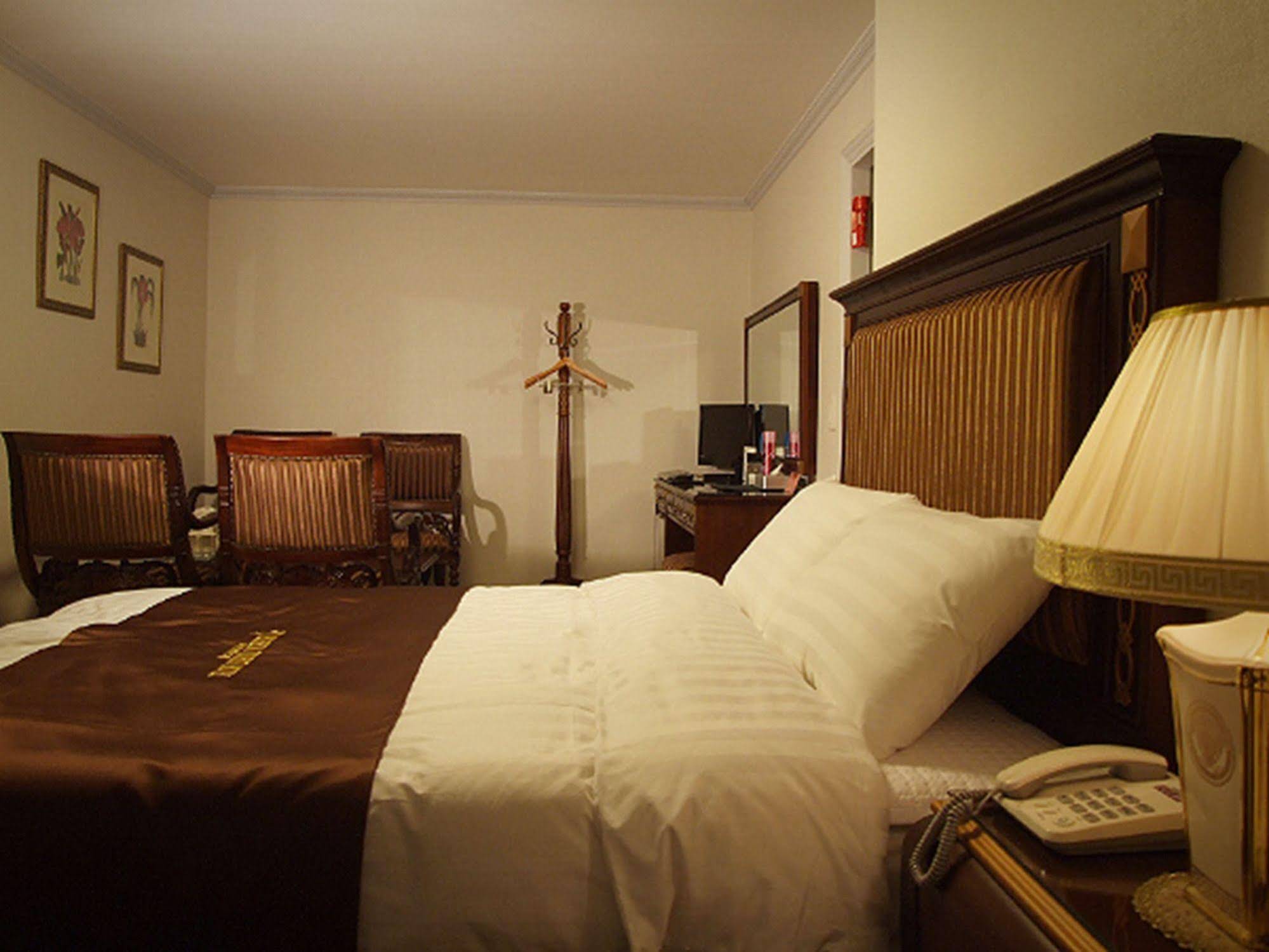 Jecheon Tourist Hotel