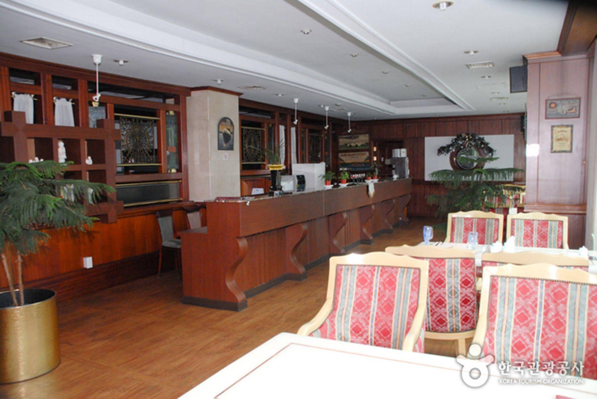 Jecheon Tourist Hotel