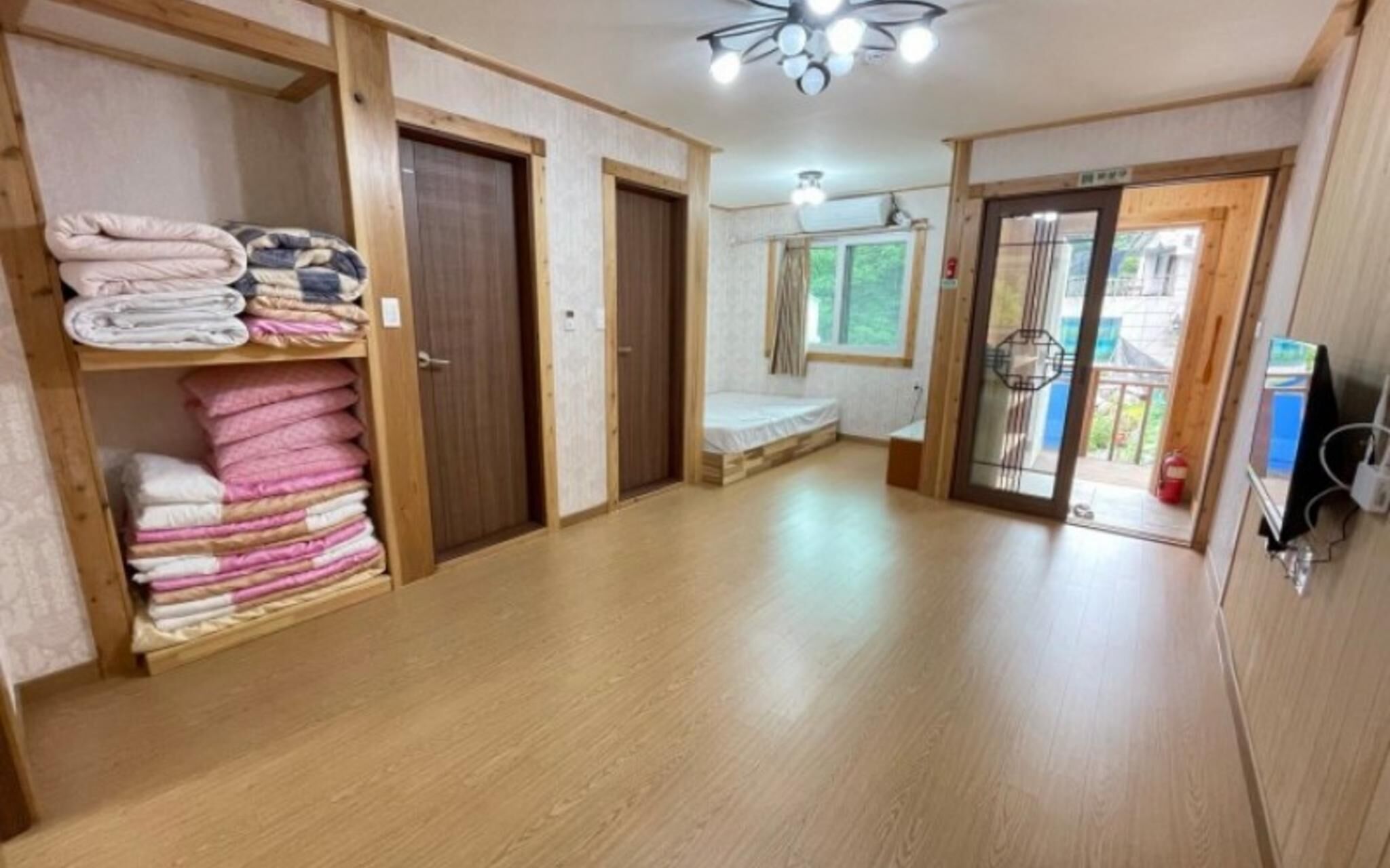 Jecheon Wolsong Garden Pension