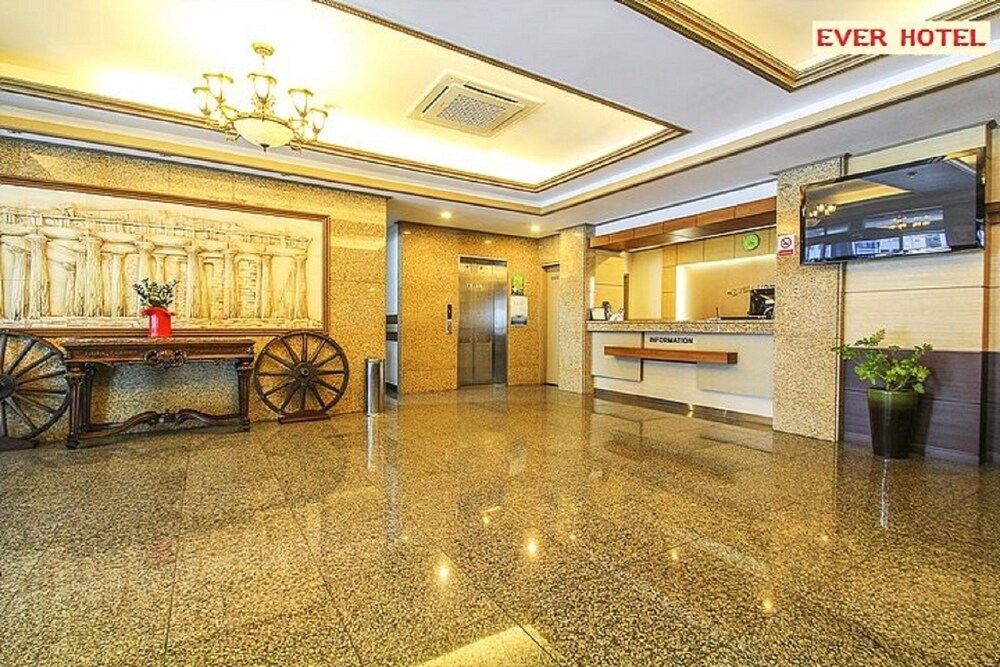 Ever Hotel