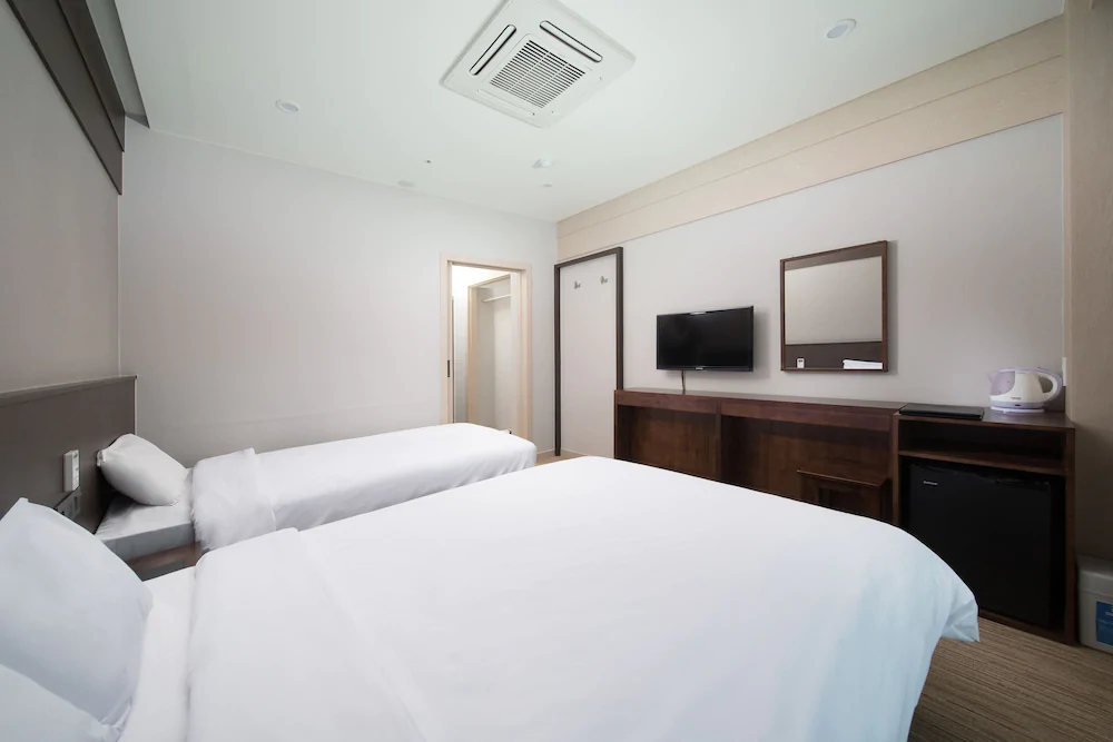 Jeju Palace Hotel