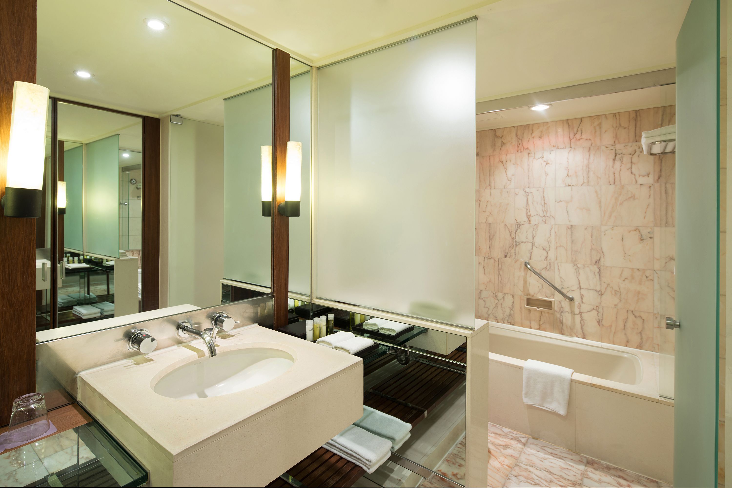 Parnas Hotel Jeju