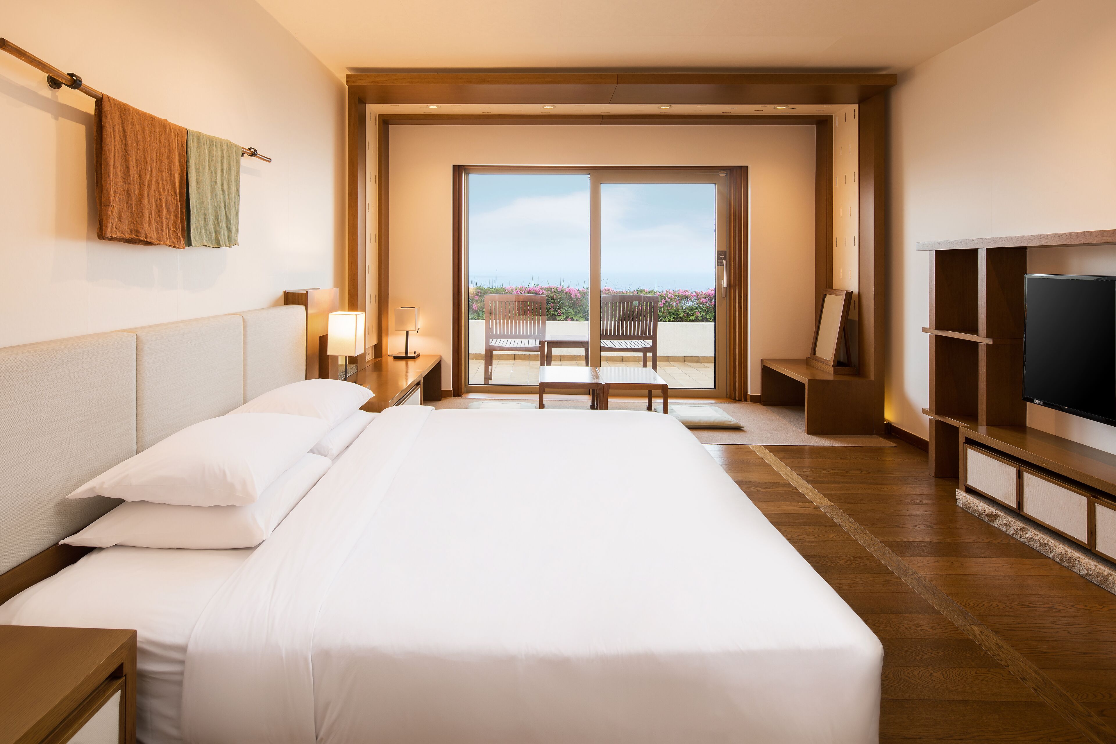 Parnas Hotel Jeju