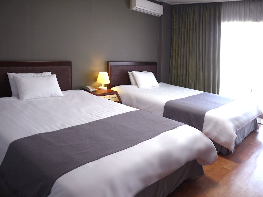 Pearl Hotel Jeju