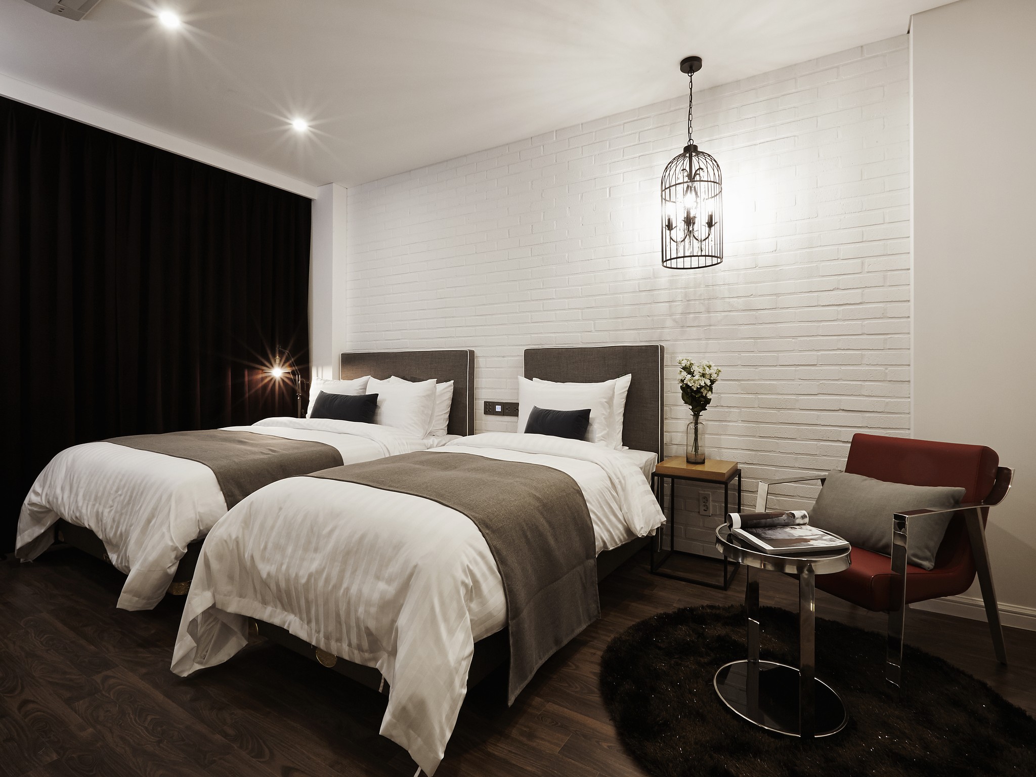 Urban Island Hotel