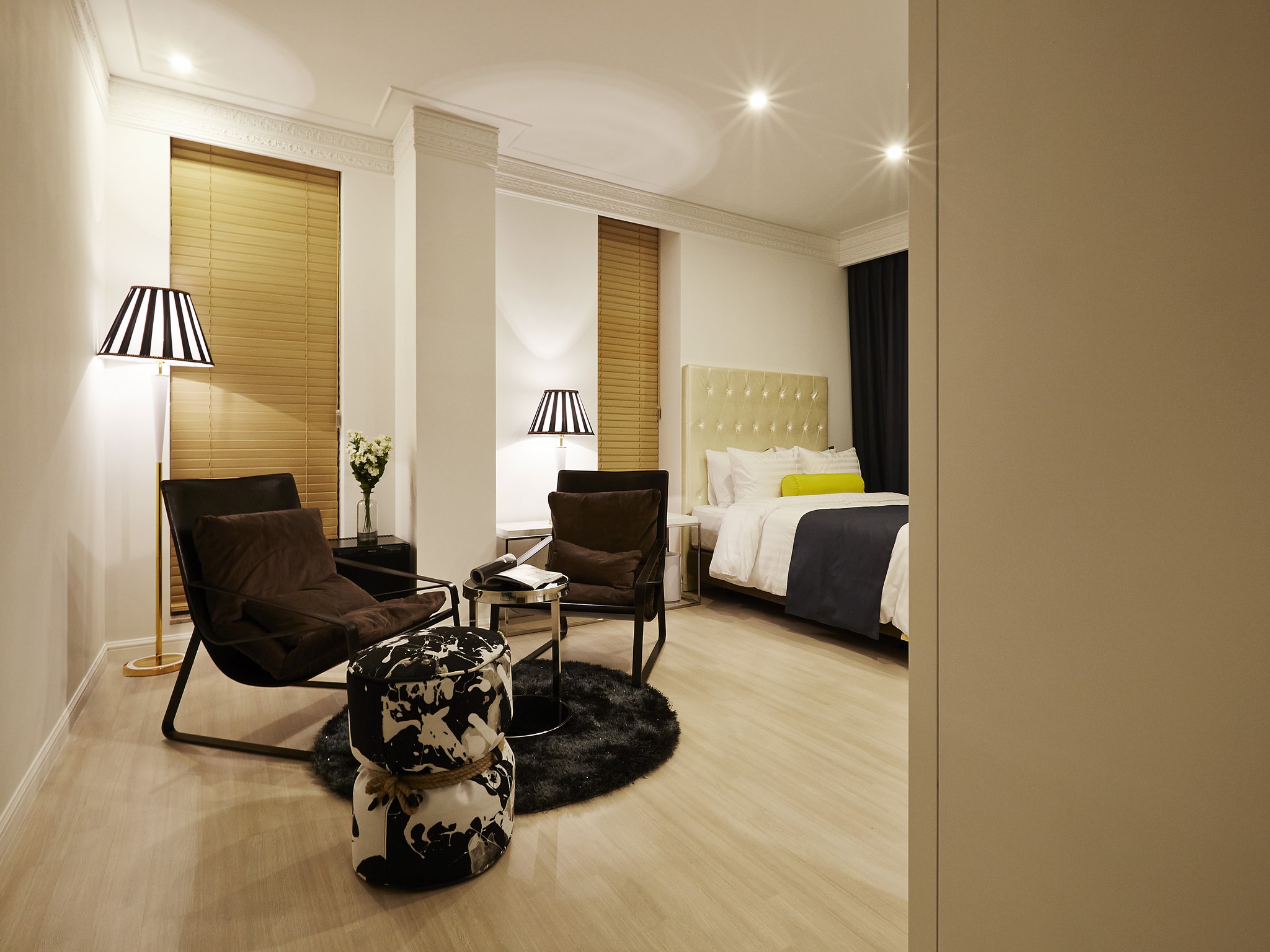 Urban Island Hotel