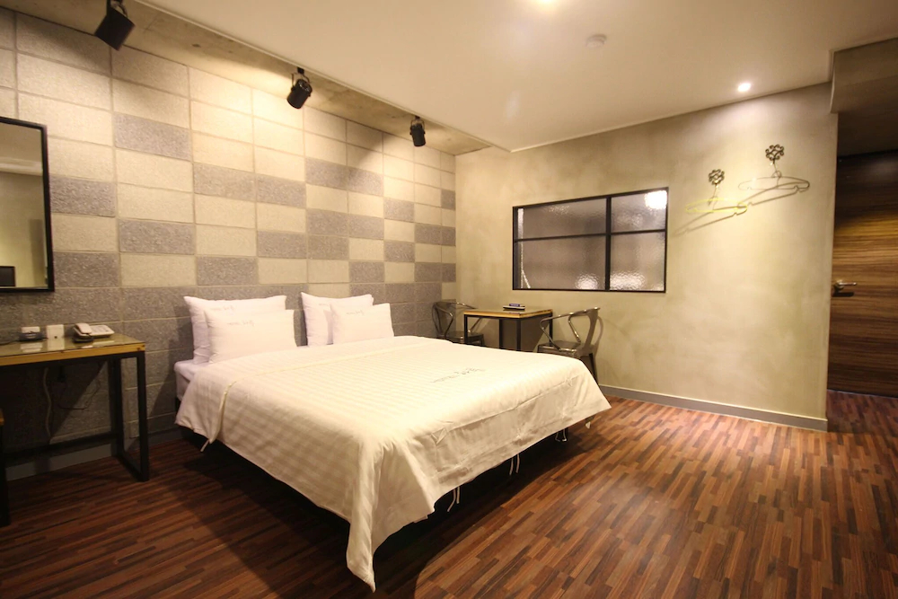 Hotel Haru