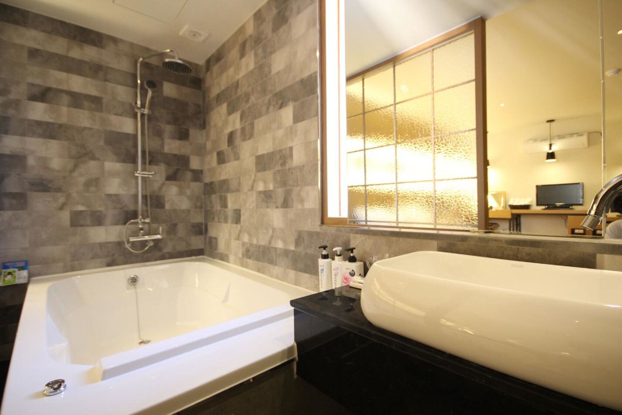 Jeonju Deokjindong Hotel Wannabe