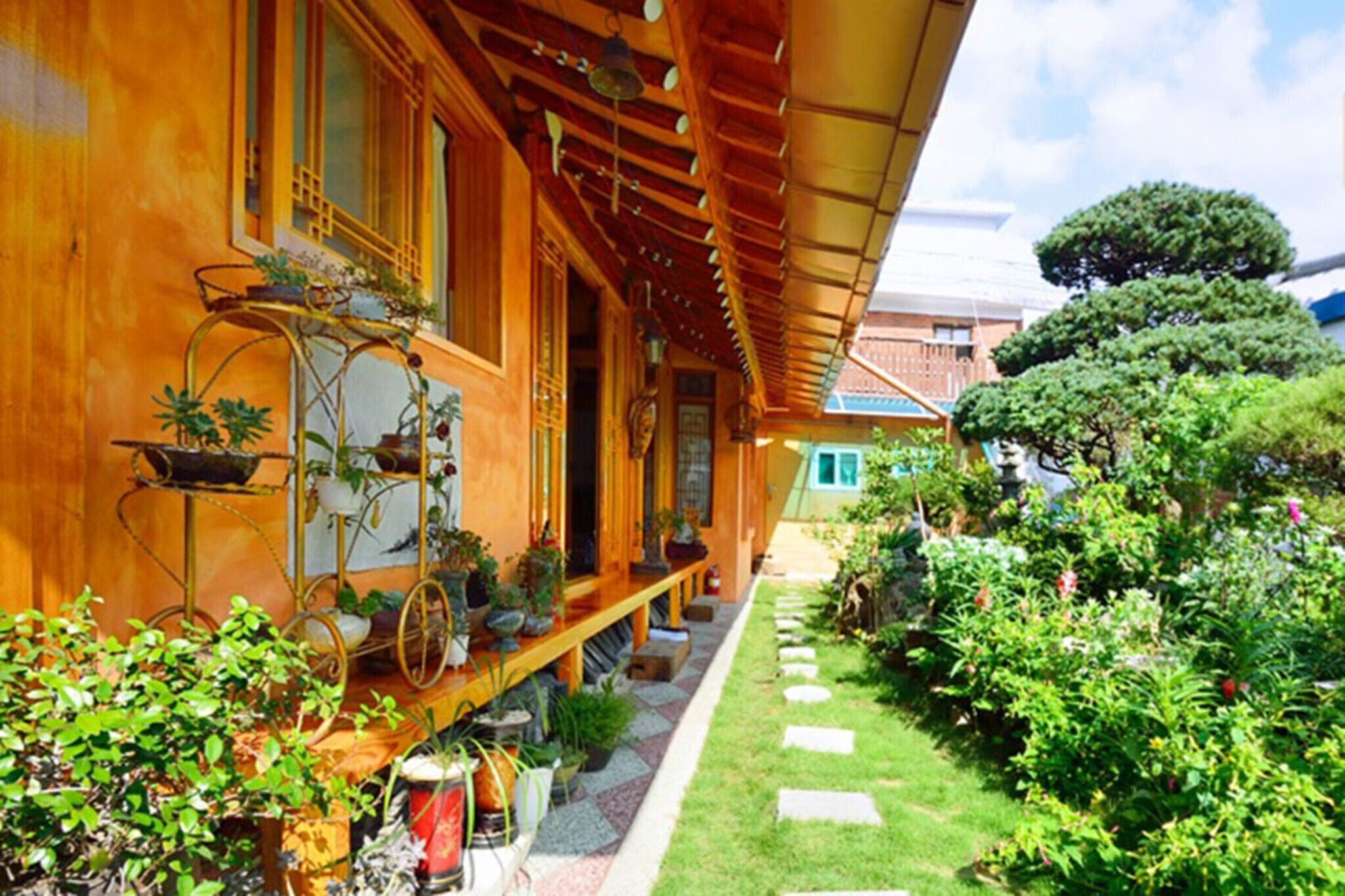 Jeonju Good Day Hanok Stay