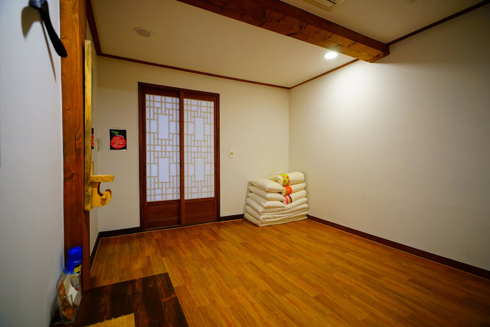 Norijam Hanok Traditional House Three