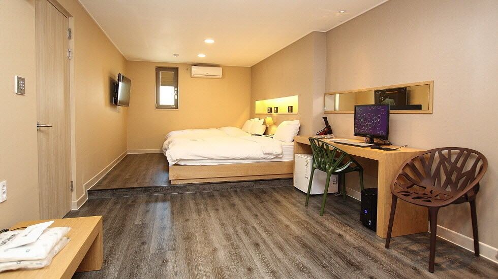 141 Mini Hotel