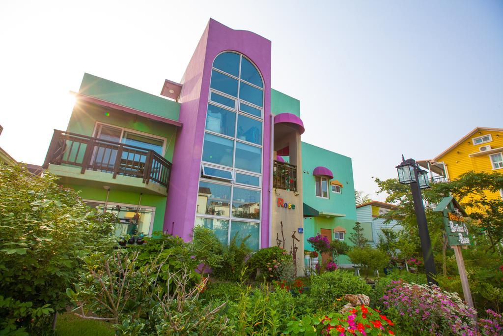 Bellus Rose Pension Hotel