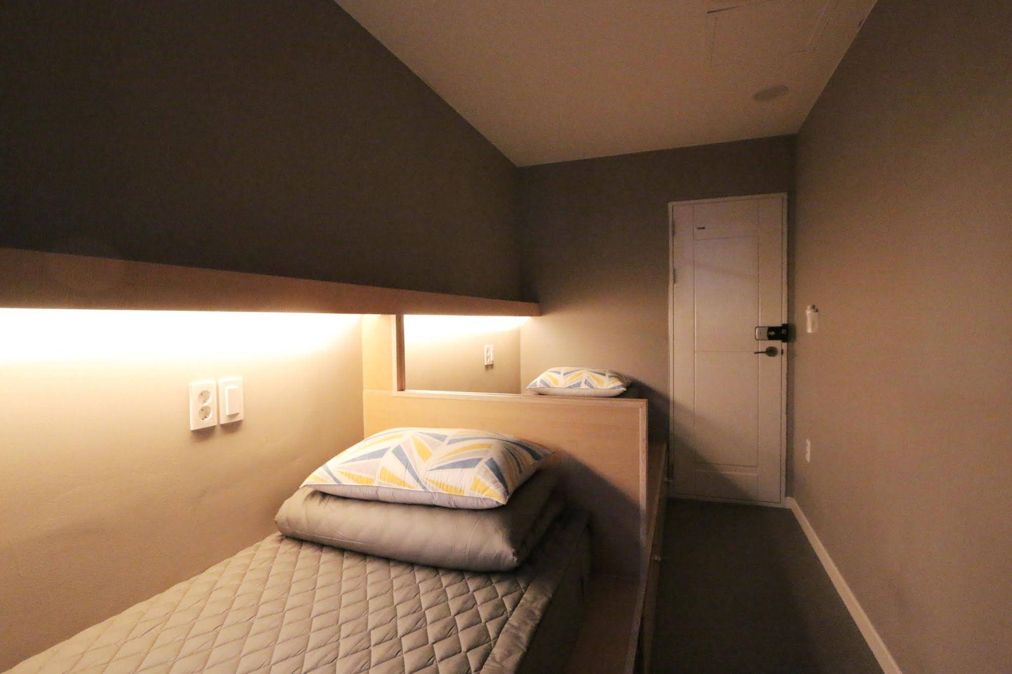 Blueboat Hostel Gyeongju