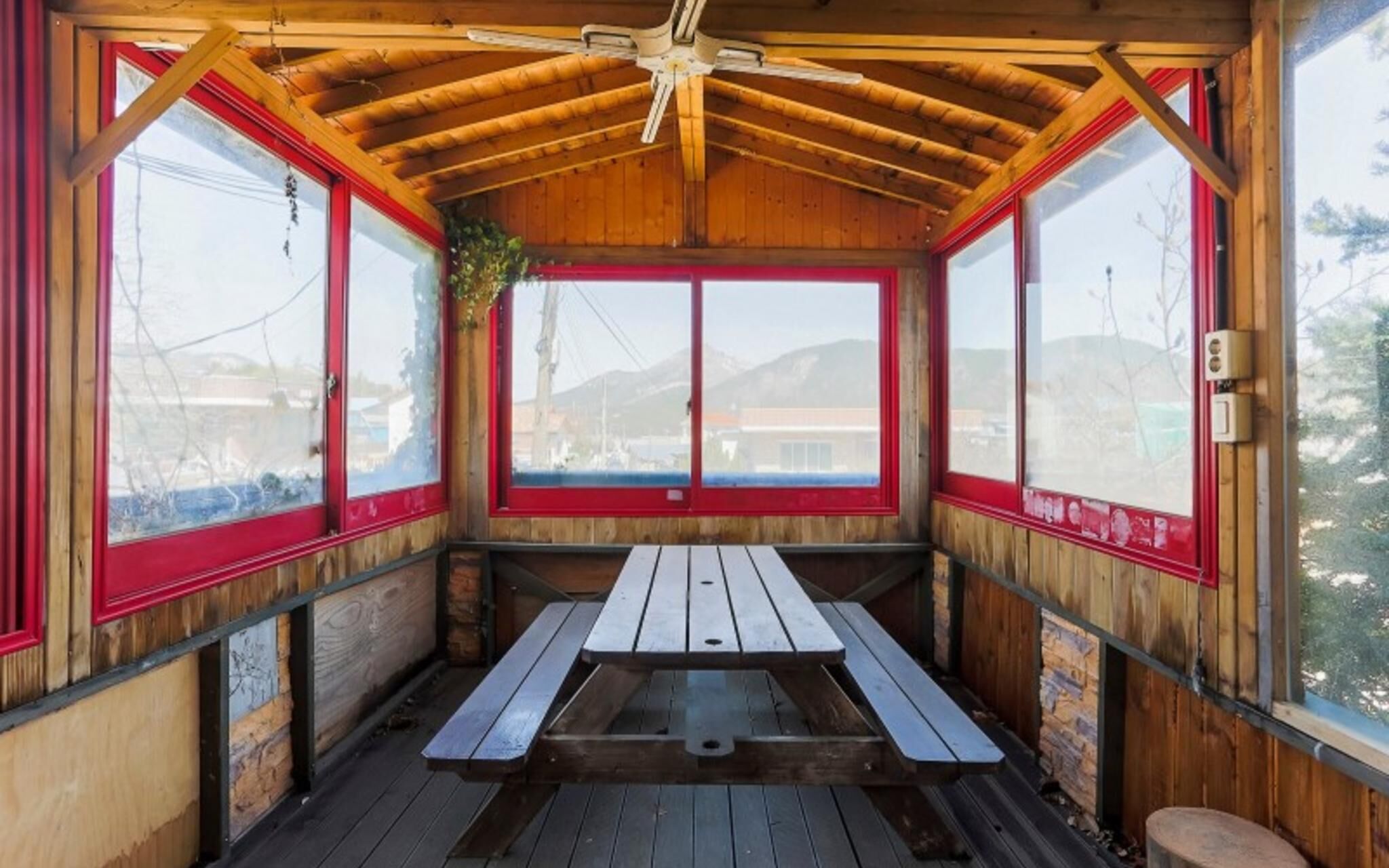 Byeokdosan Hwangtobonga Pension