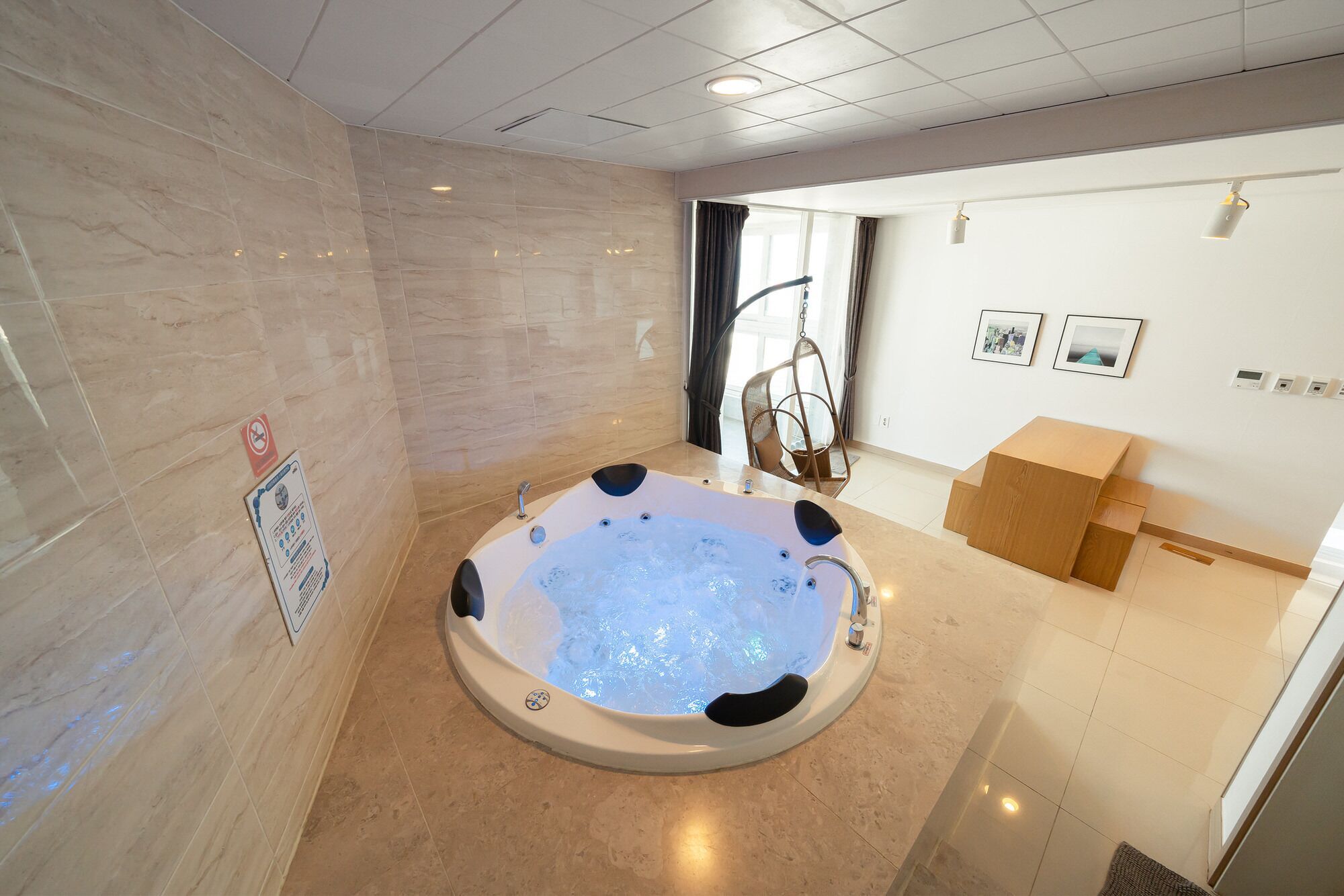 Carrot Ryokan Poolvilla