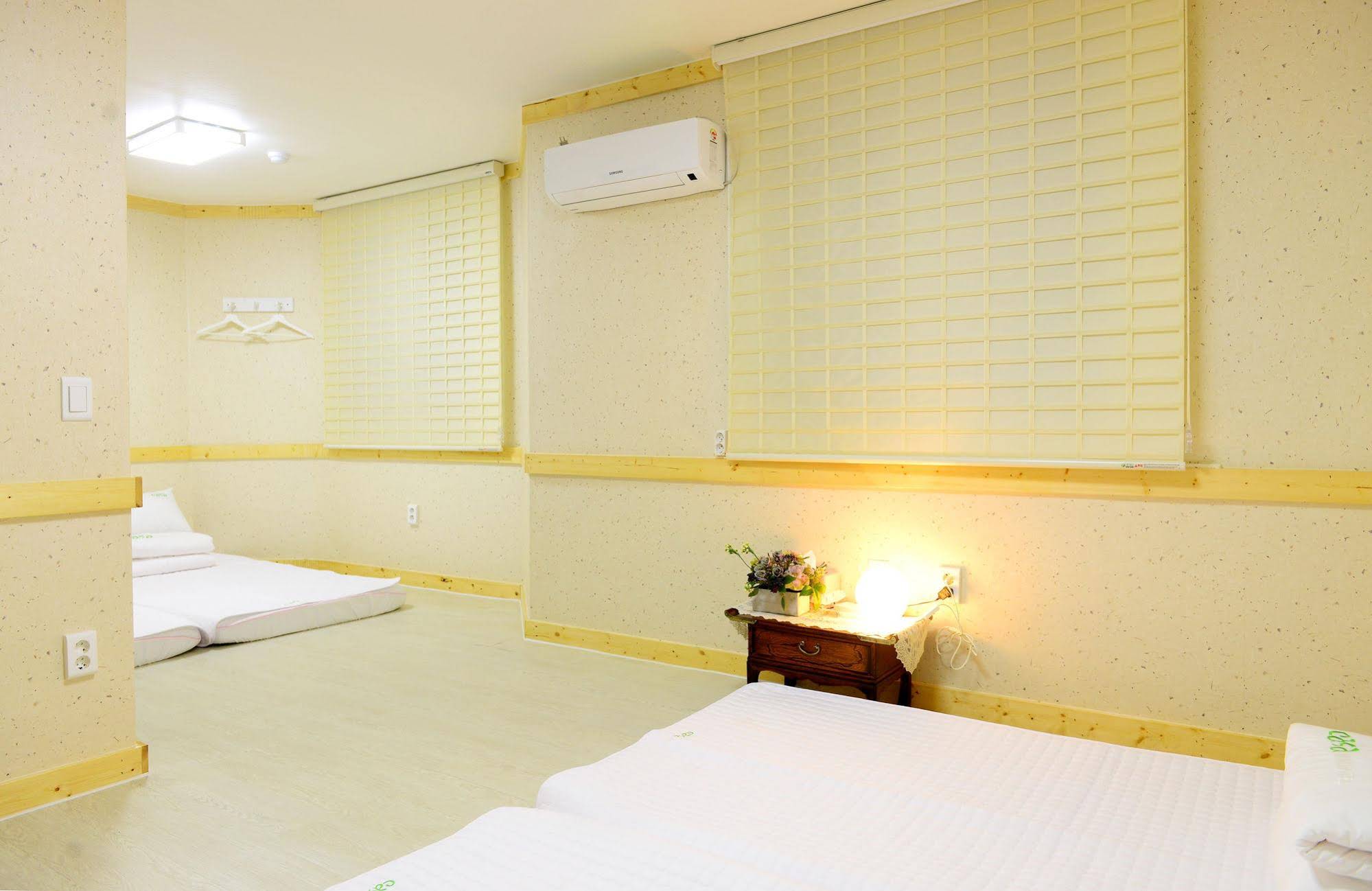 Casa Mini Hotel & Guest House Hostel