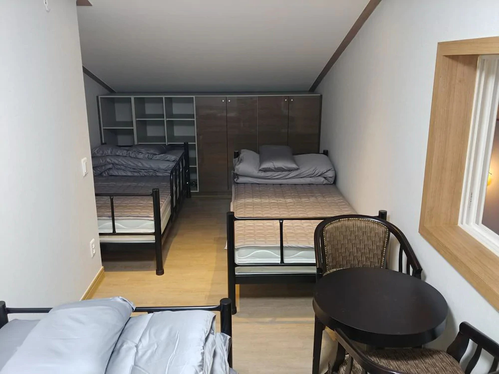 Cheomseongdae House