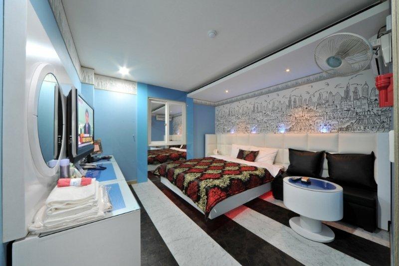 Cheongbaek Motel