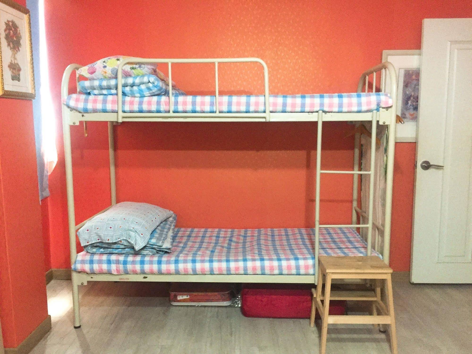 Guesthouse Santa Hostel