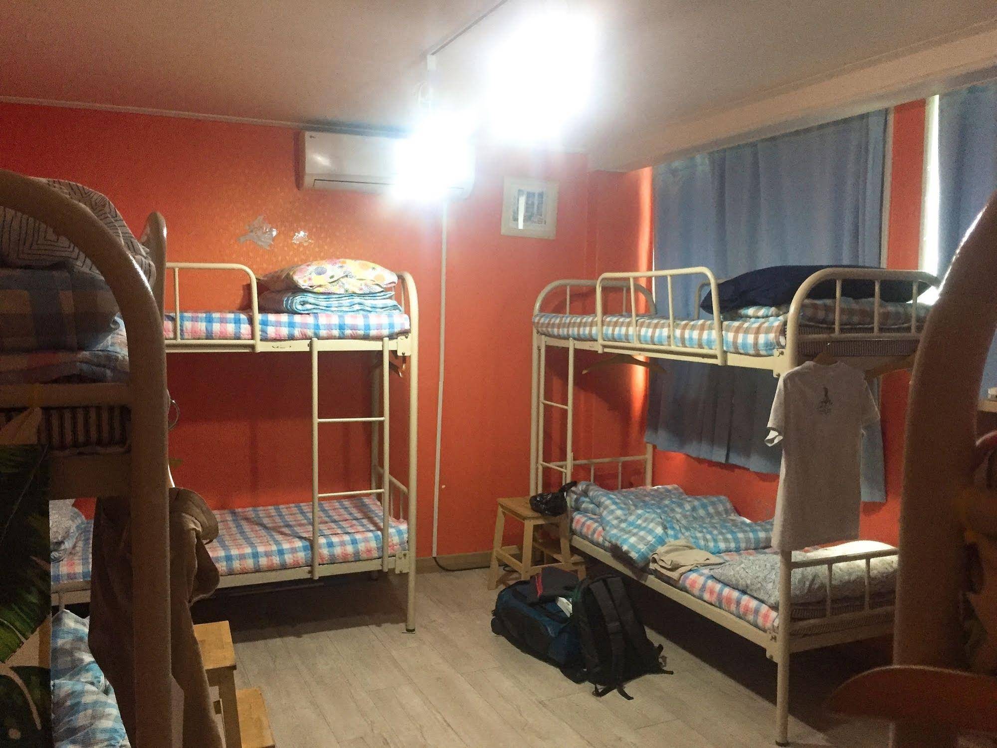Guesthouse Santa Hostel
