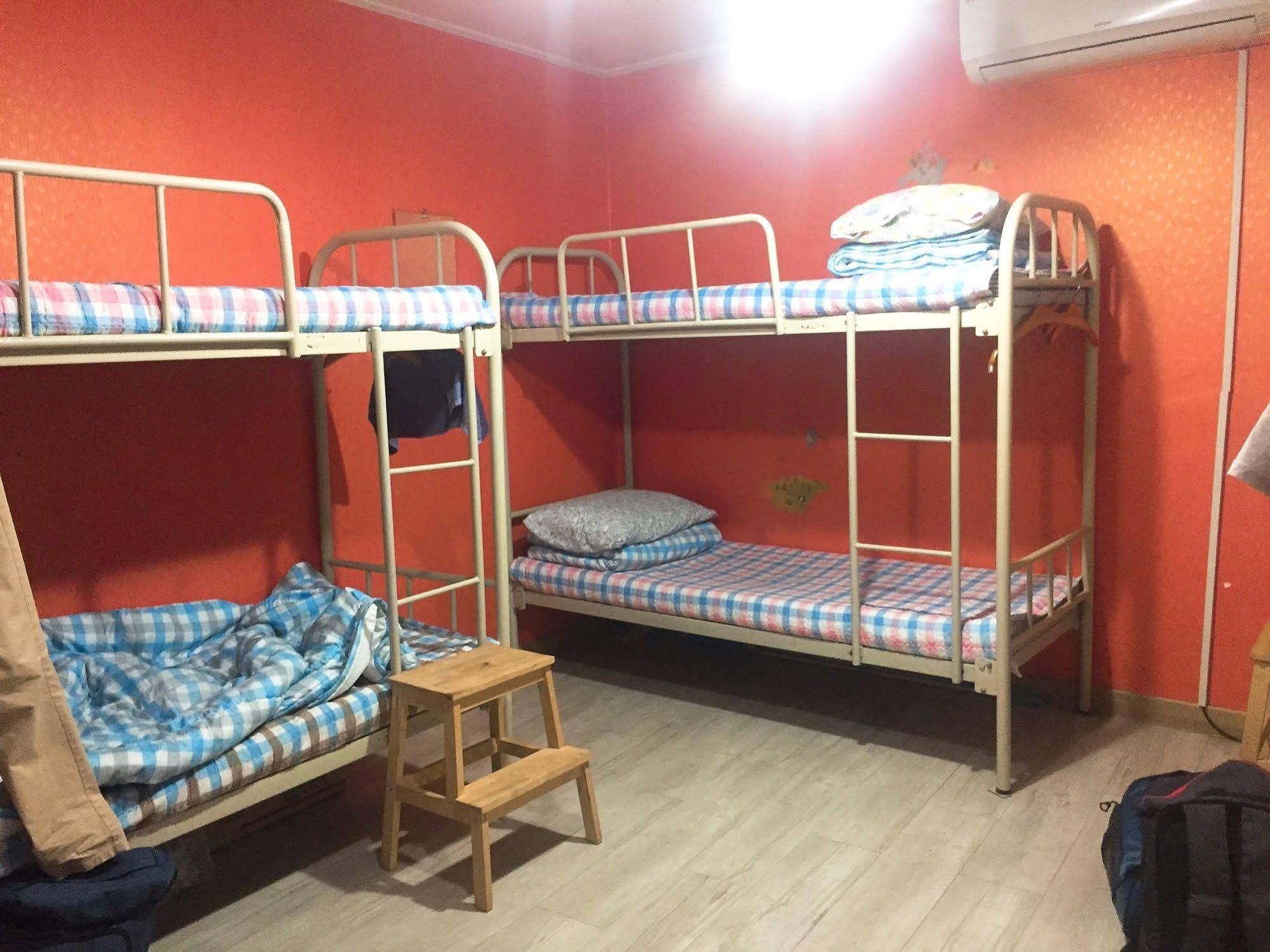 Guesthouse Santa Hostel
