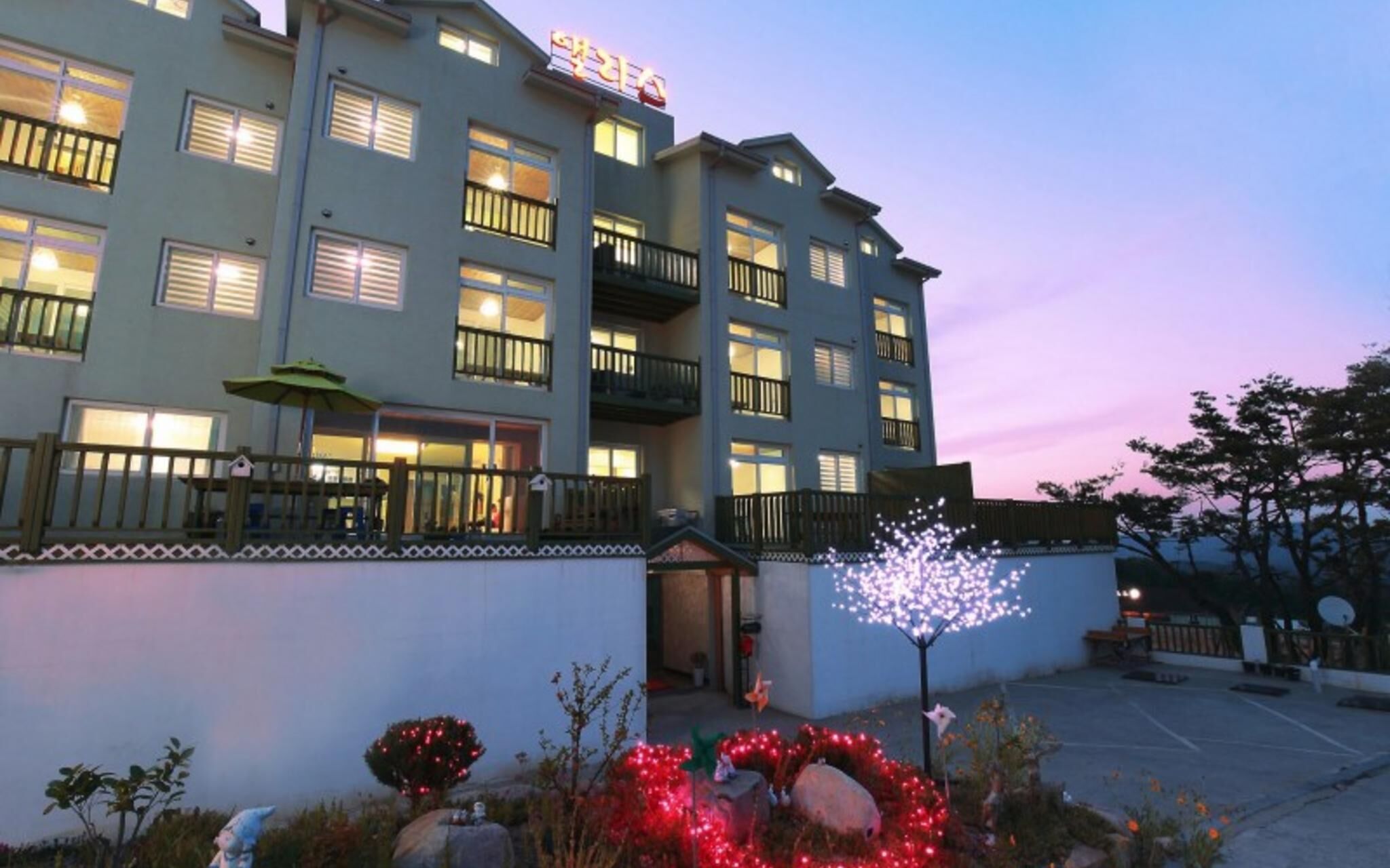 Gyeongju Alice Pension