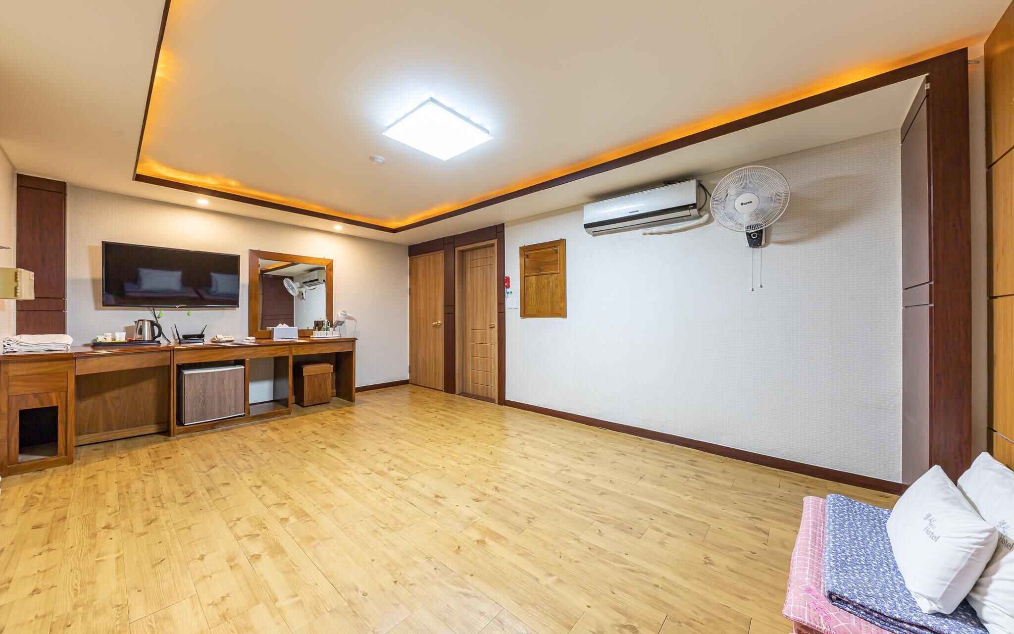 Gyeongju Chelsea Mini Hotel