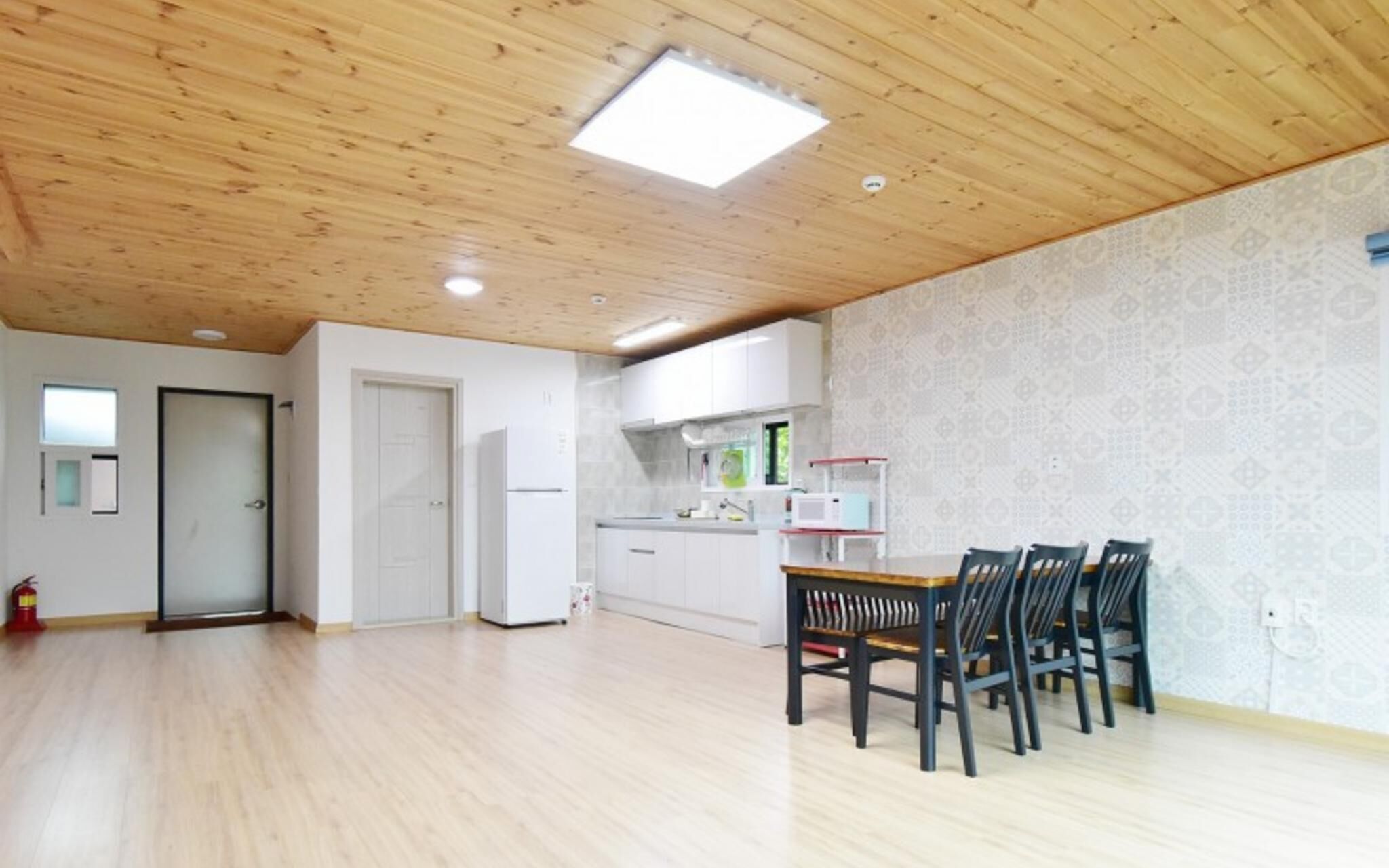 Gyeongju Hay Day House Pension