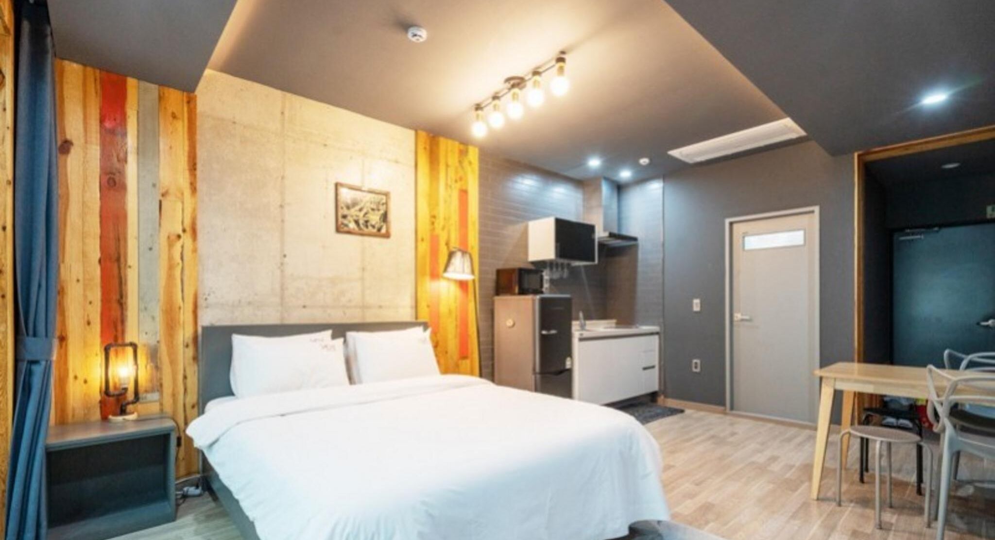 Gyeongju Jeje Pool Villa Pension