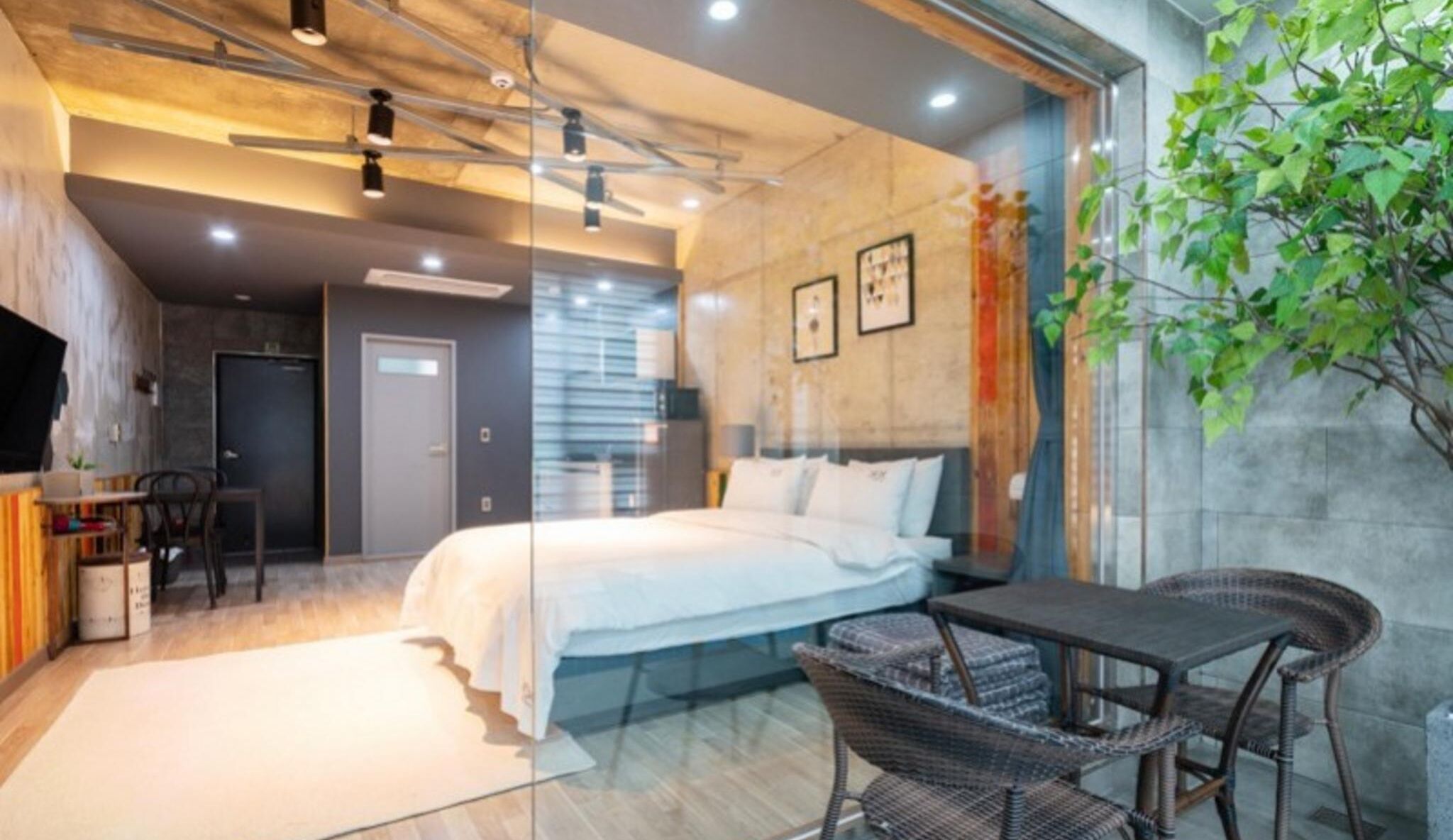 Gyeongju Jeje Pool Villa Pension