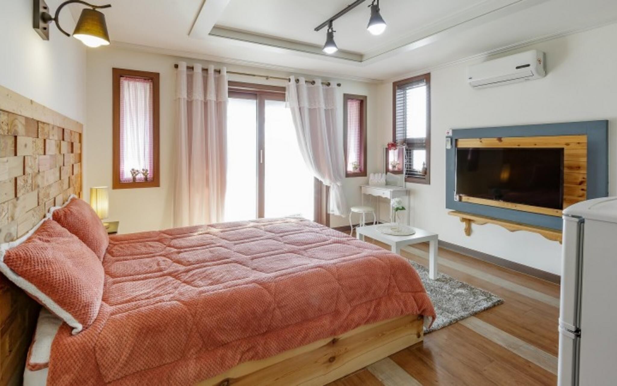 Gyeongju M and K Pool Villa Pension