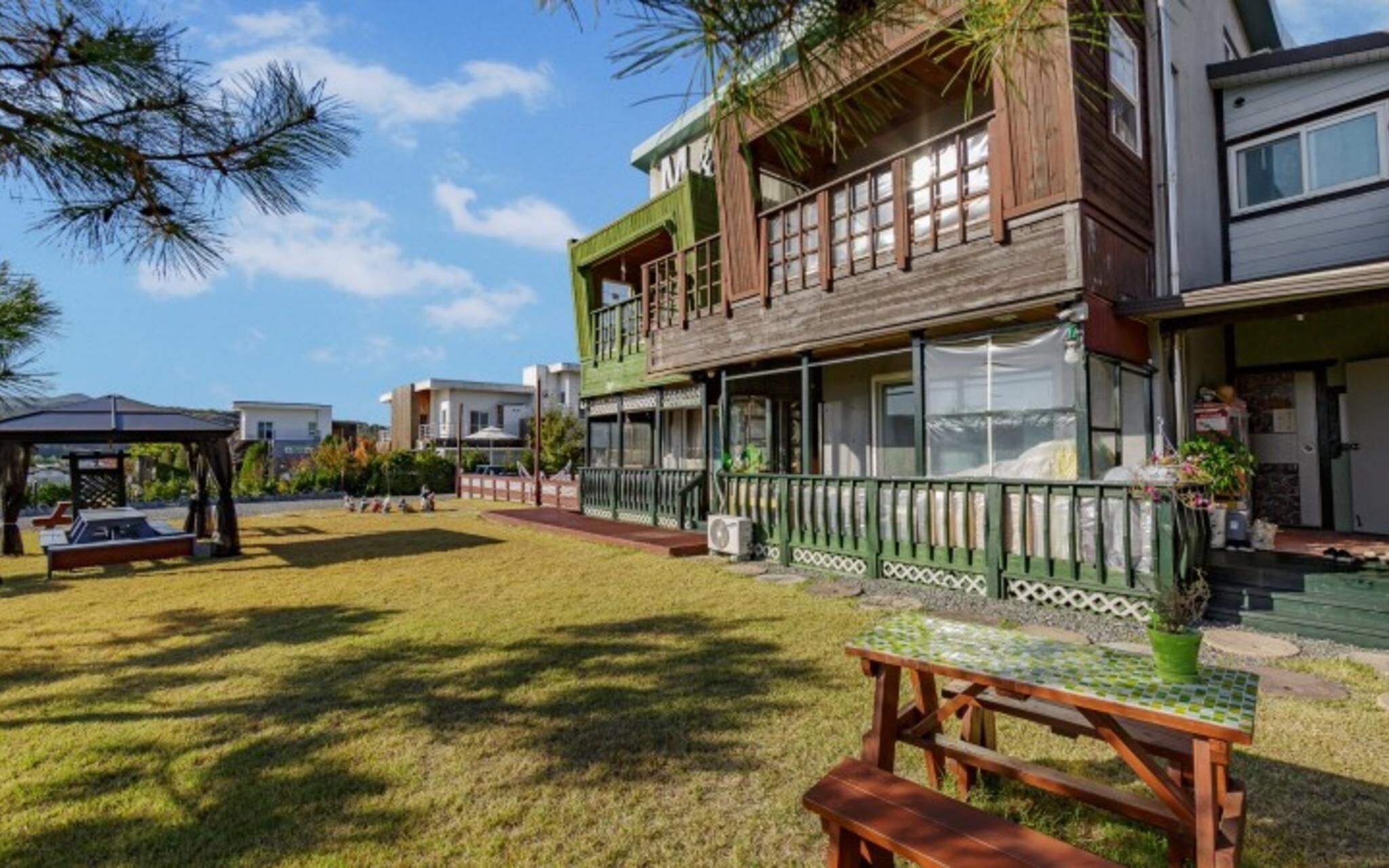 Gyeongju M and K Pool Villa Pension