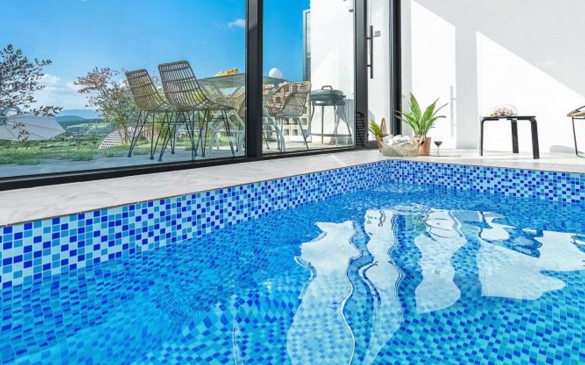 Gyeongju May Breeze Pool Villa