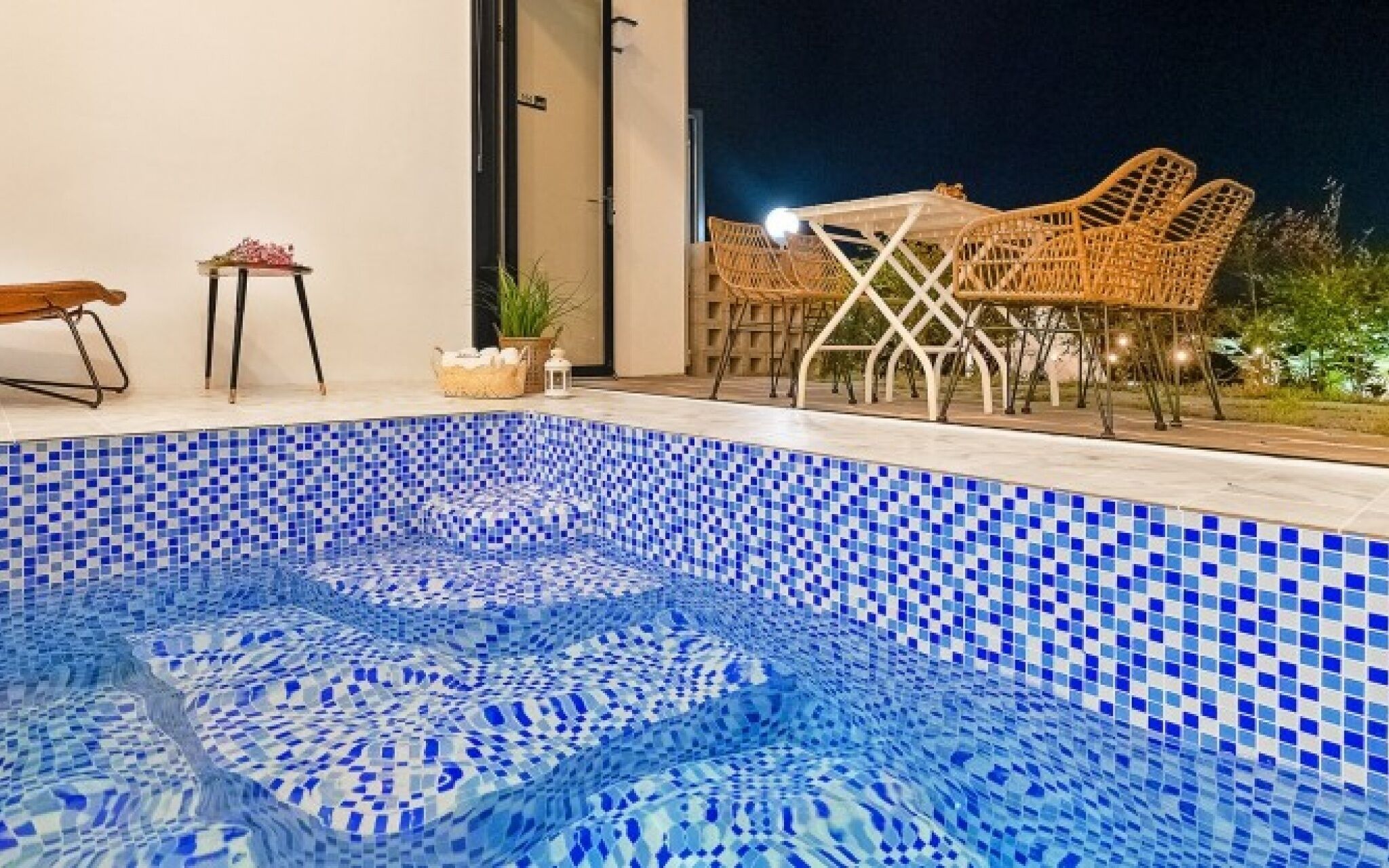 Gyeongju May Breeze Pool Villa
