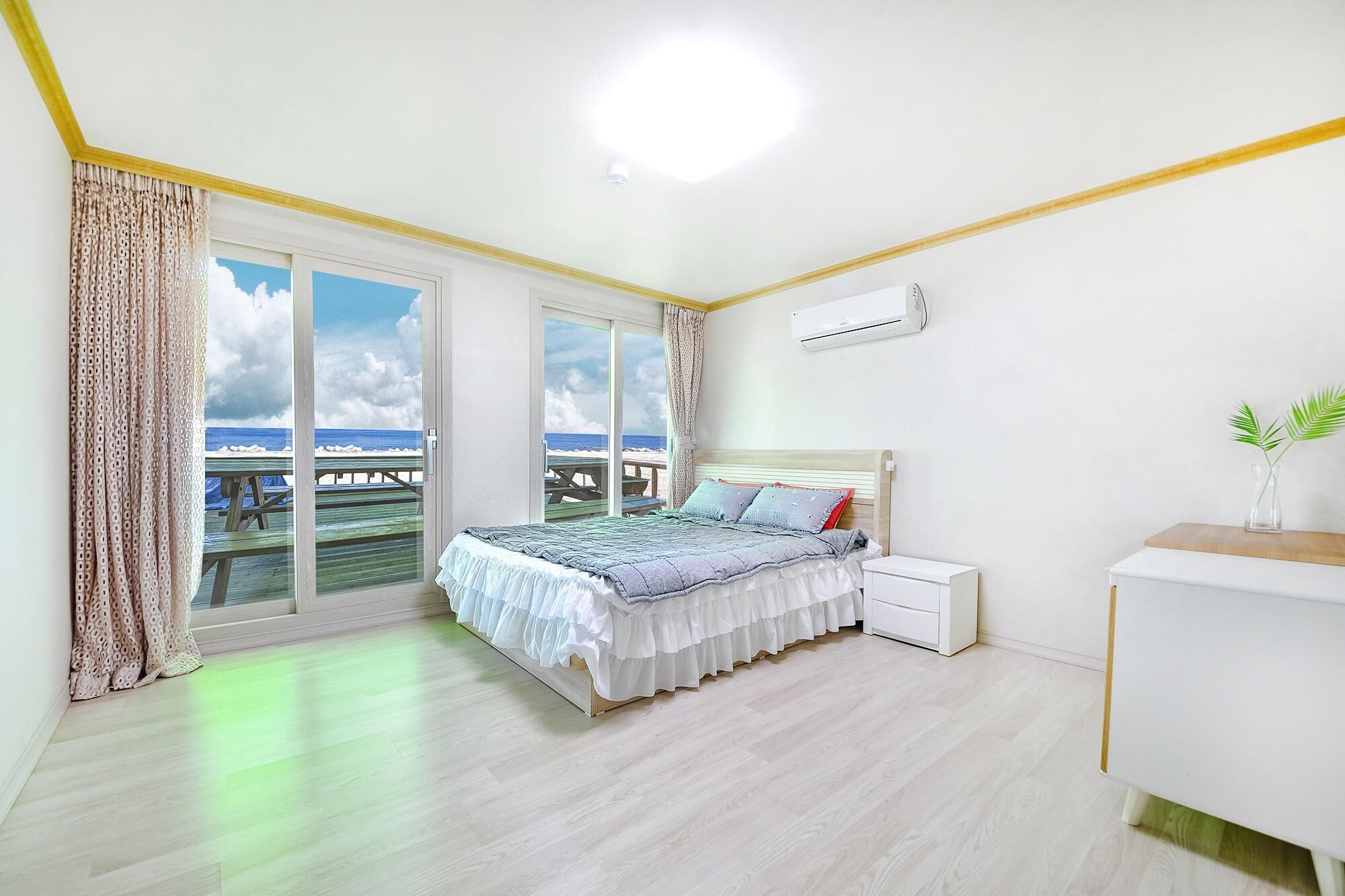 Gyeongju Oceanville Pension