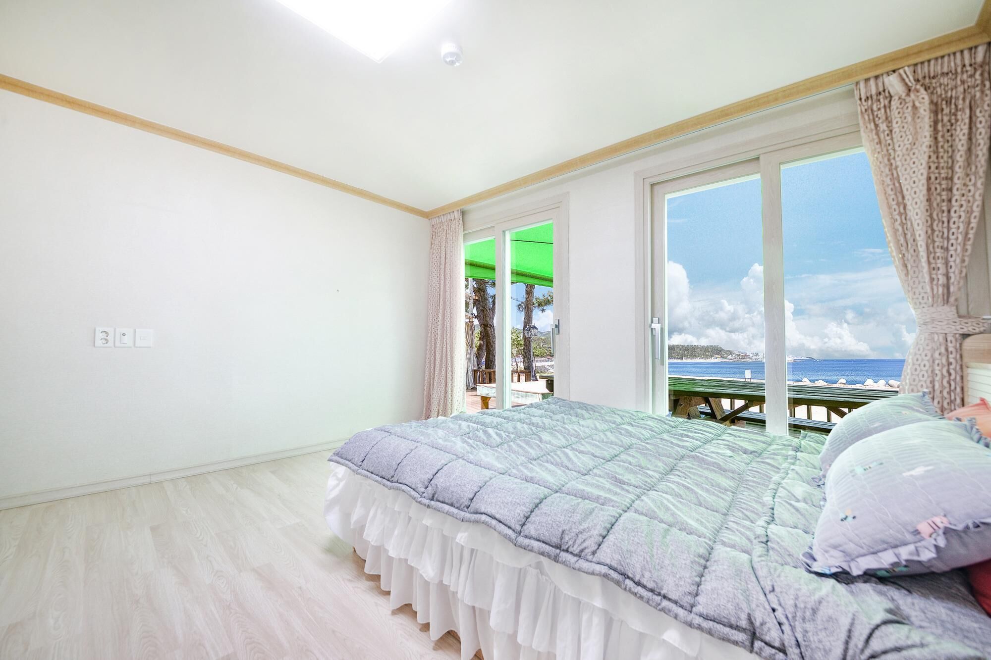 Gyeongju Oceanville Pension