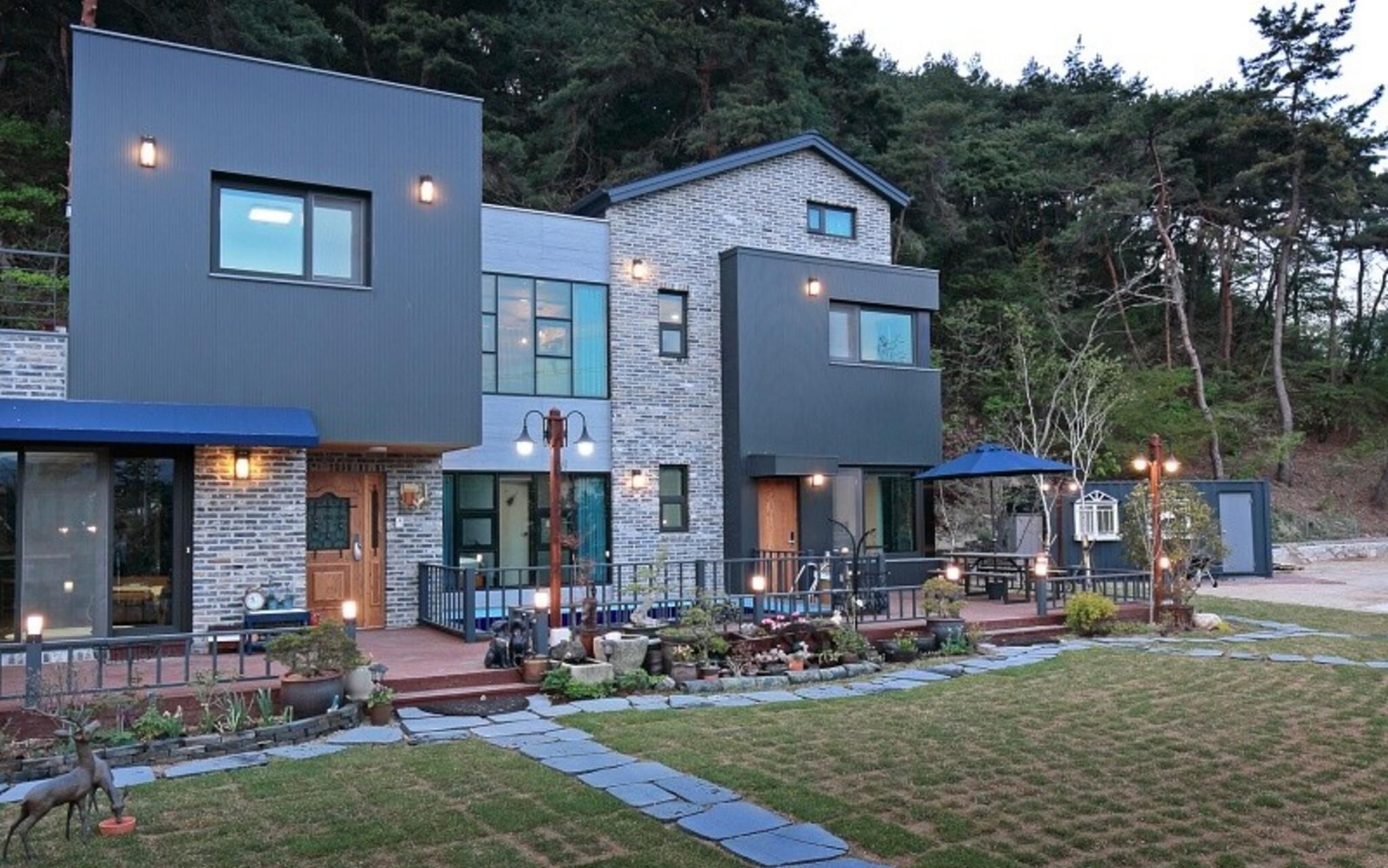 Gyeongju Oslo Pool Villa