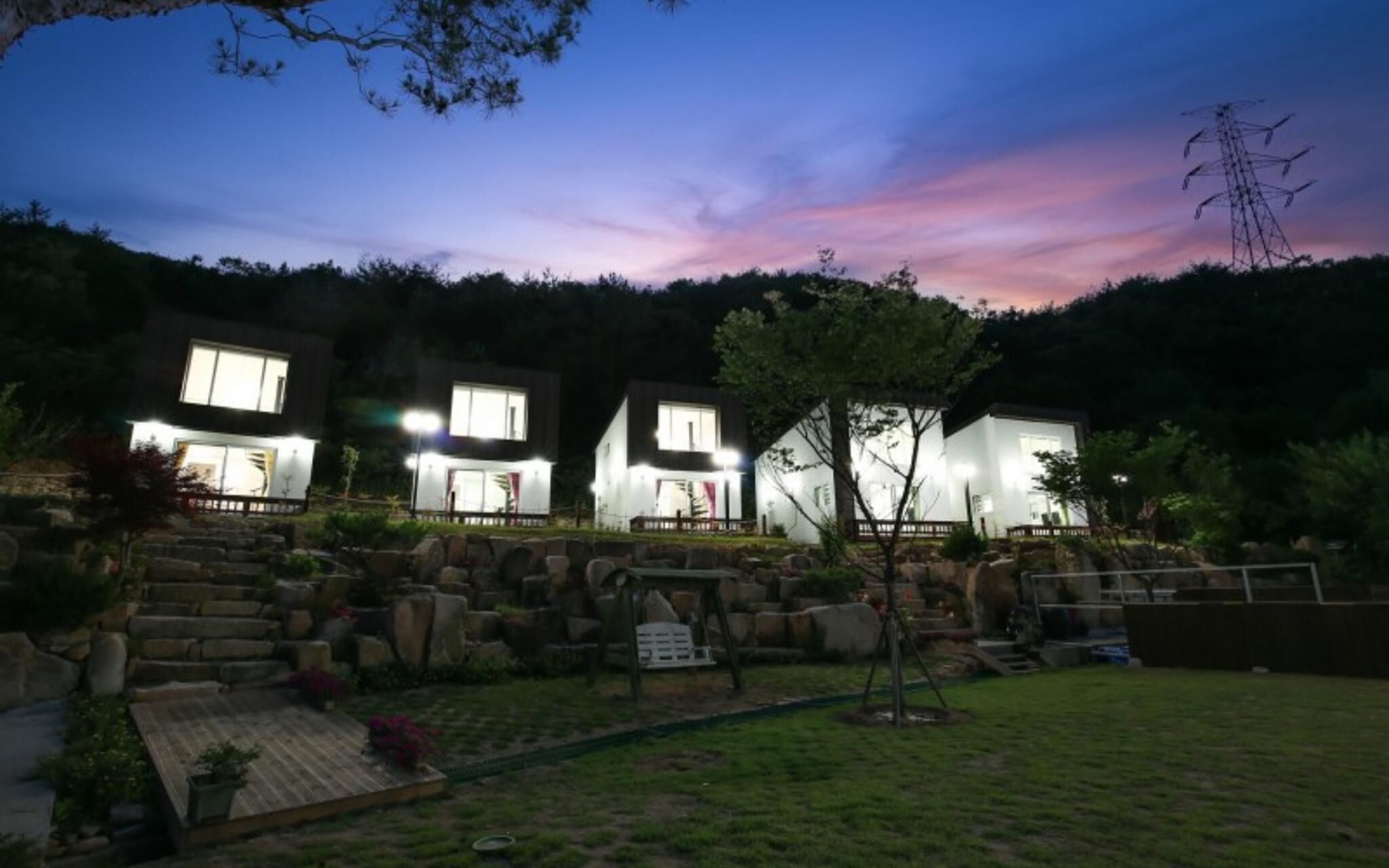 Gyeongju Sannae High1 Pension