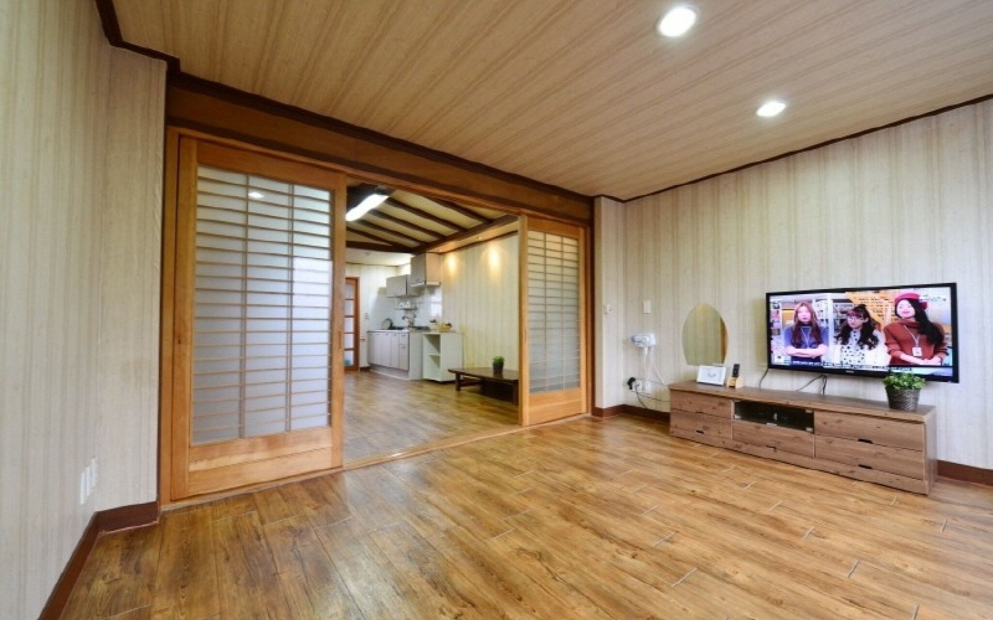 Gyeongju Songlim Byeoljang Pension