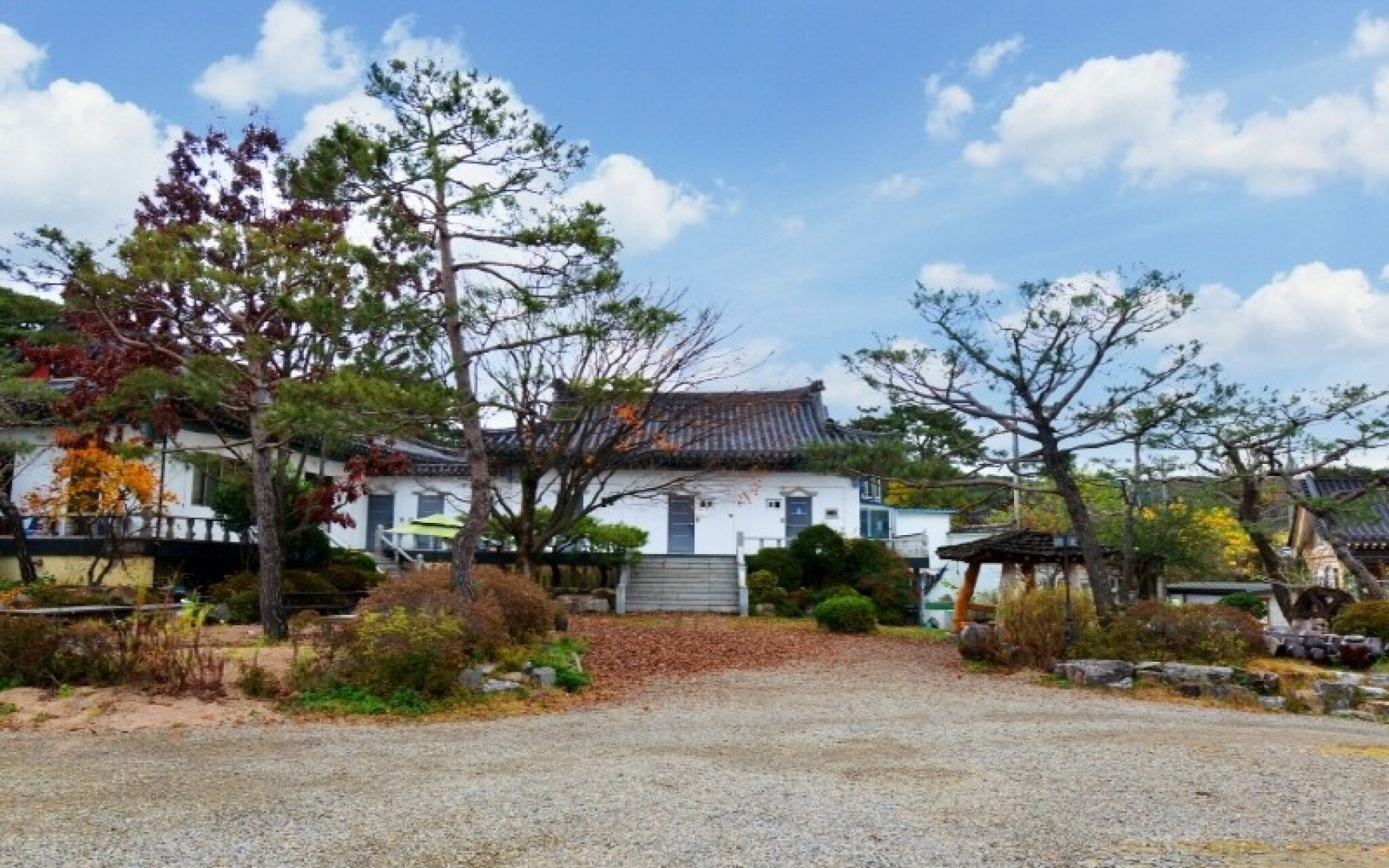 Gyeongju Songlim Byeoljang Pension