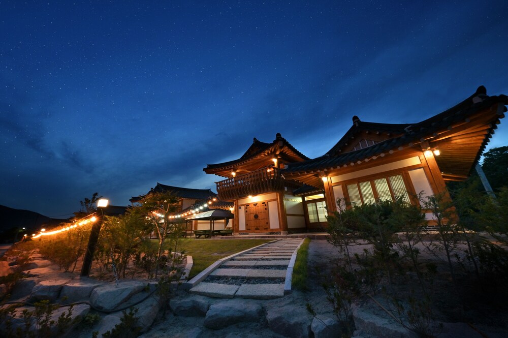Gyeongju The Silla Hanok Hotel