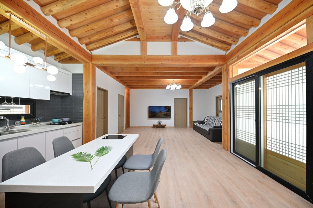 Gyeongju The Silla Hanok Hotel
