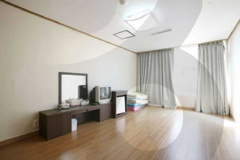 Gyeongju Tourist Hotel